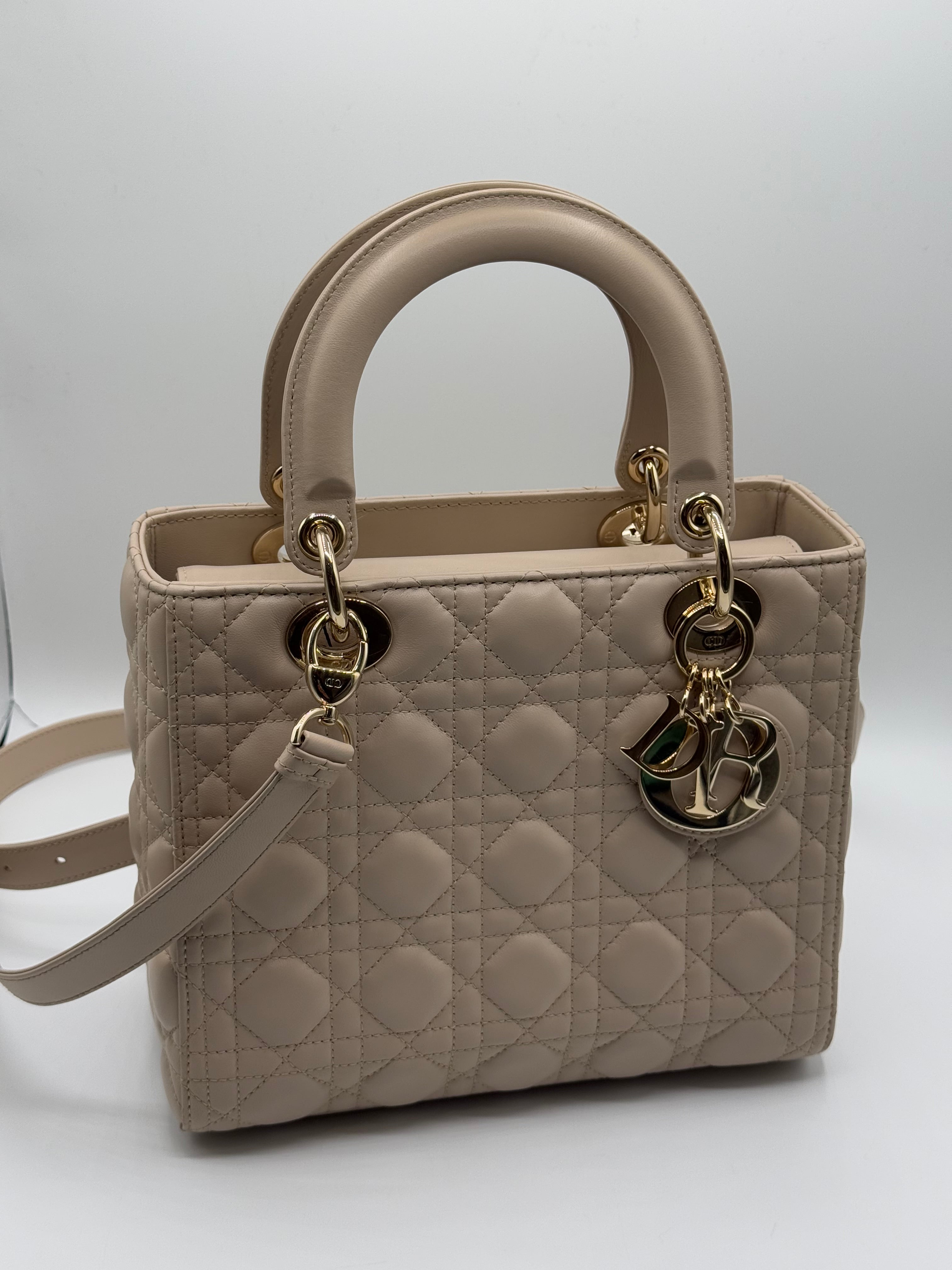 Dior - Sac Lady Dior Medium Leder Beige