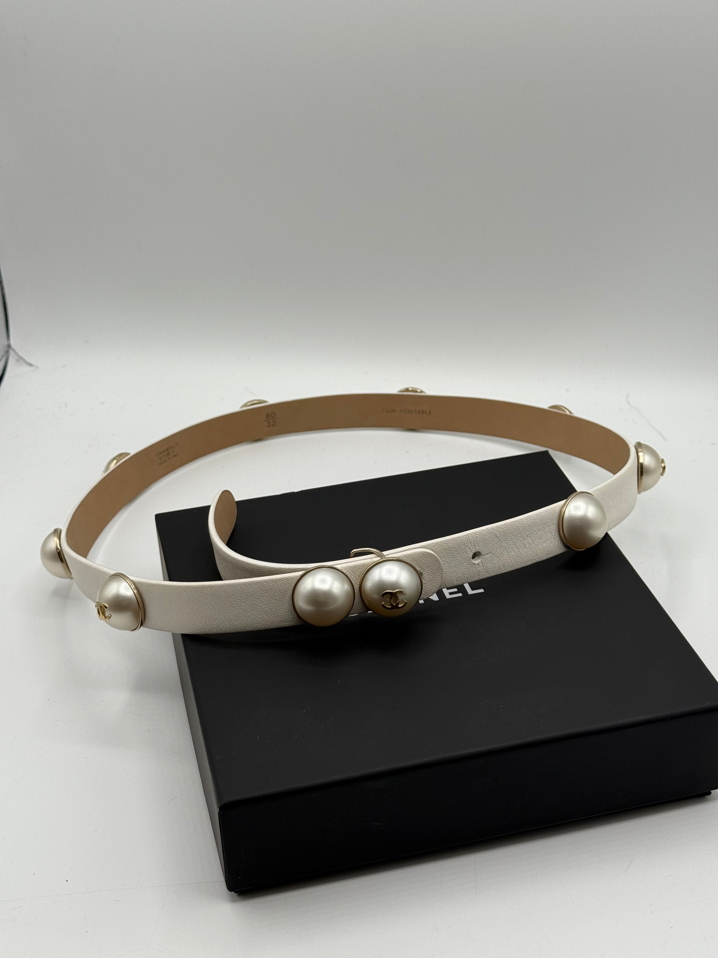 Chanel - Perlen Gürtel T80