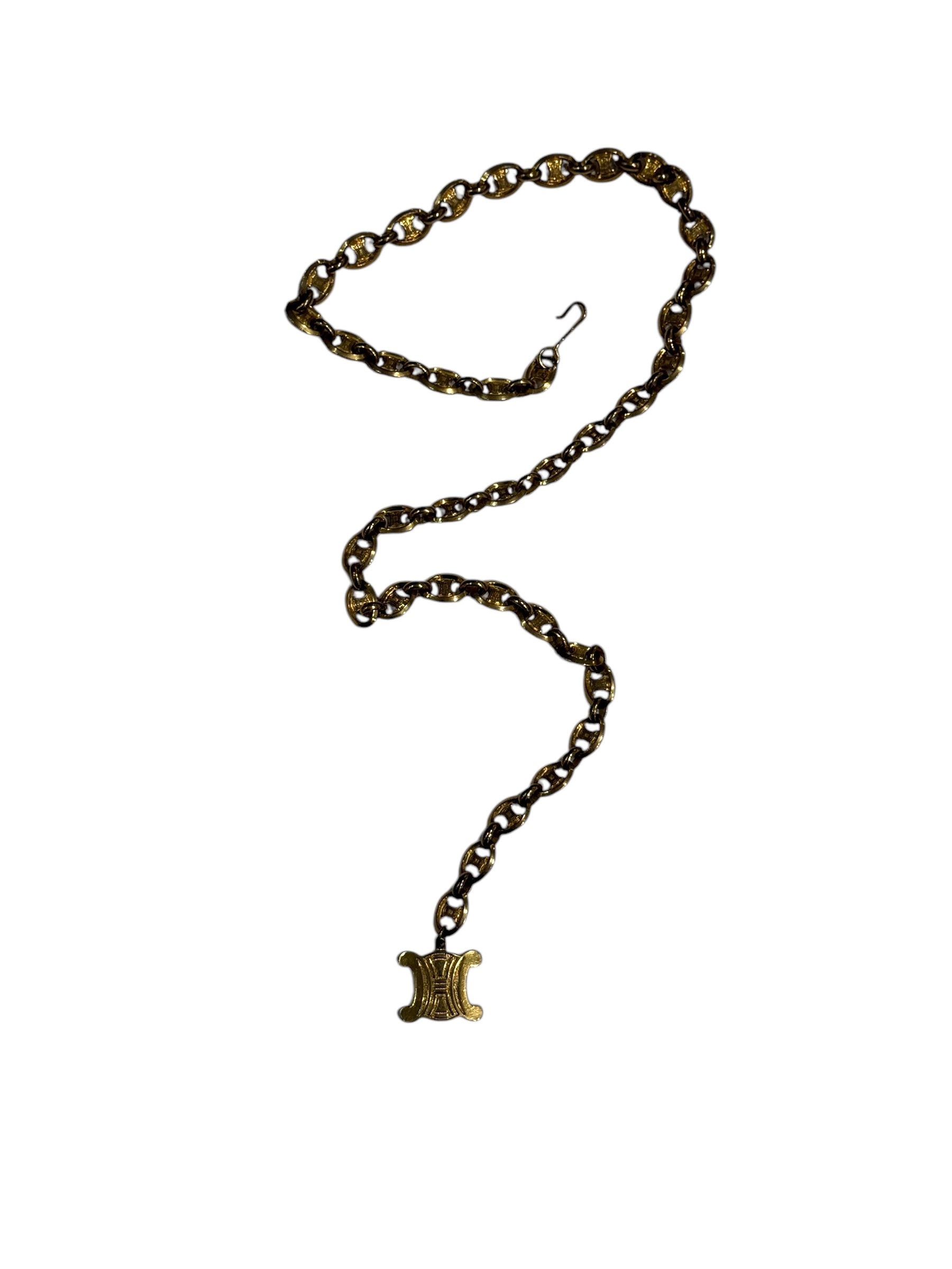 Céline - Goldene Triumphgürtel