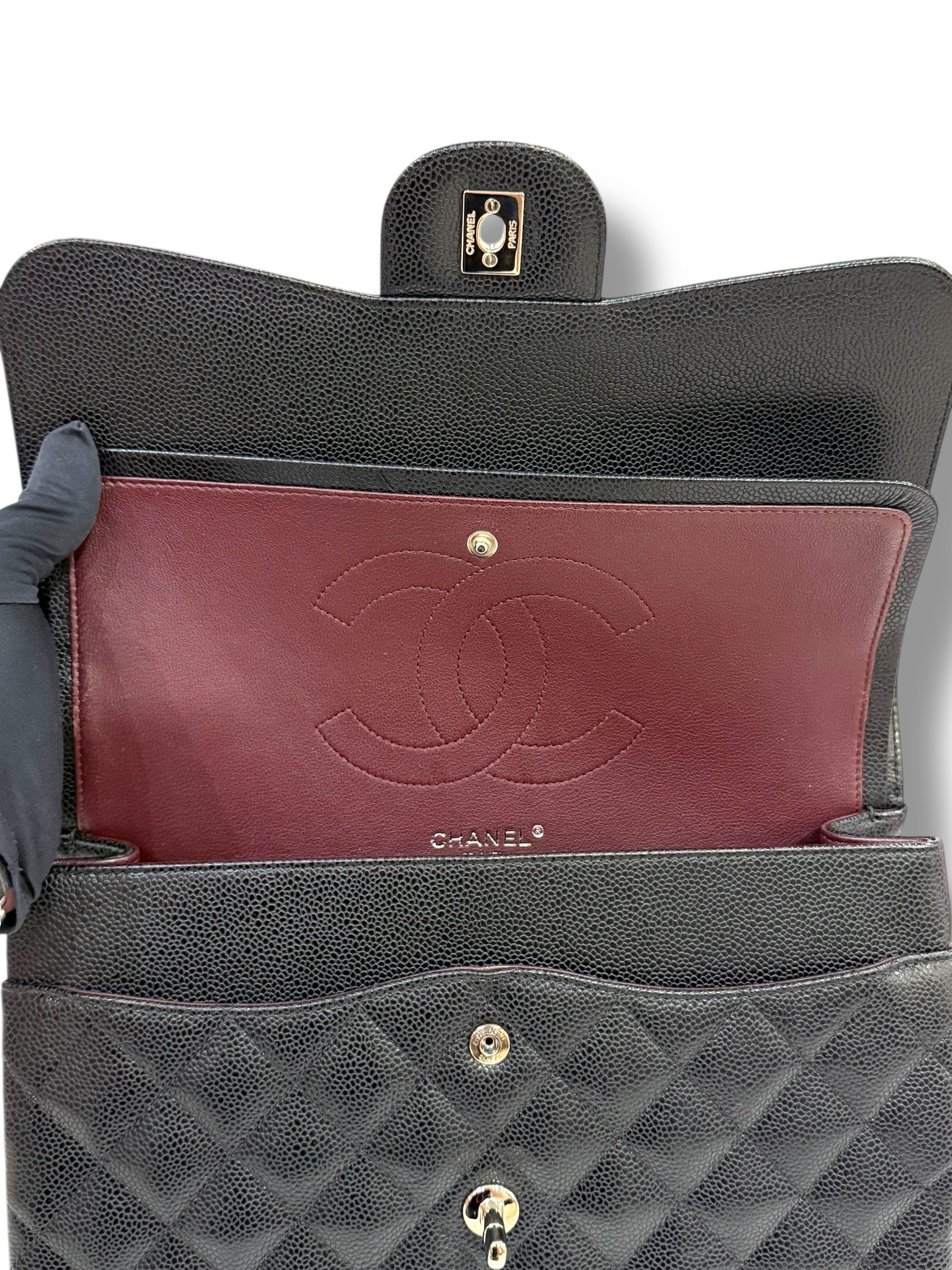 Chanel - Sac Timeless Jumbo cuir caviar