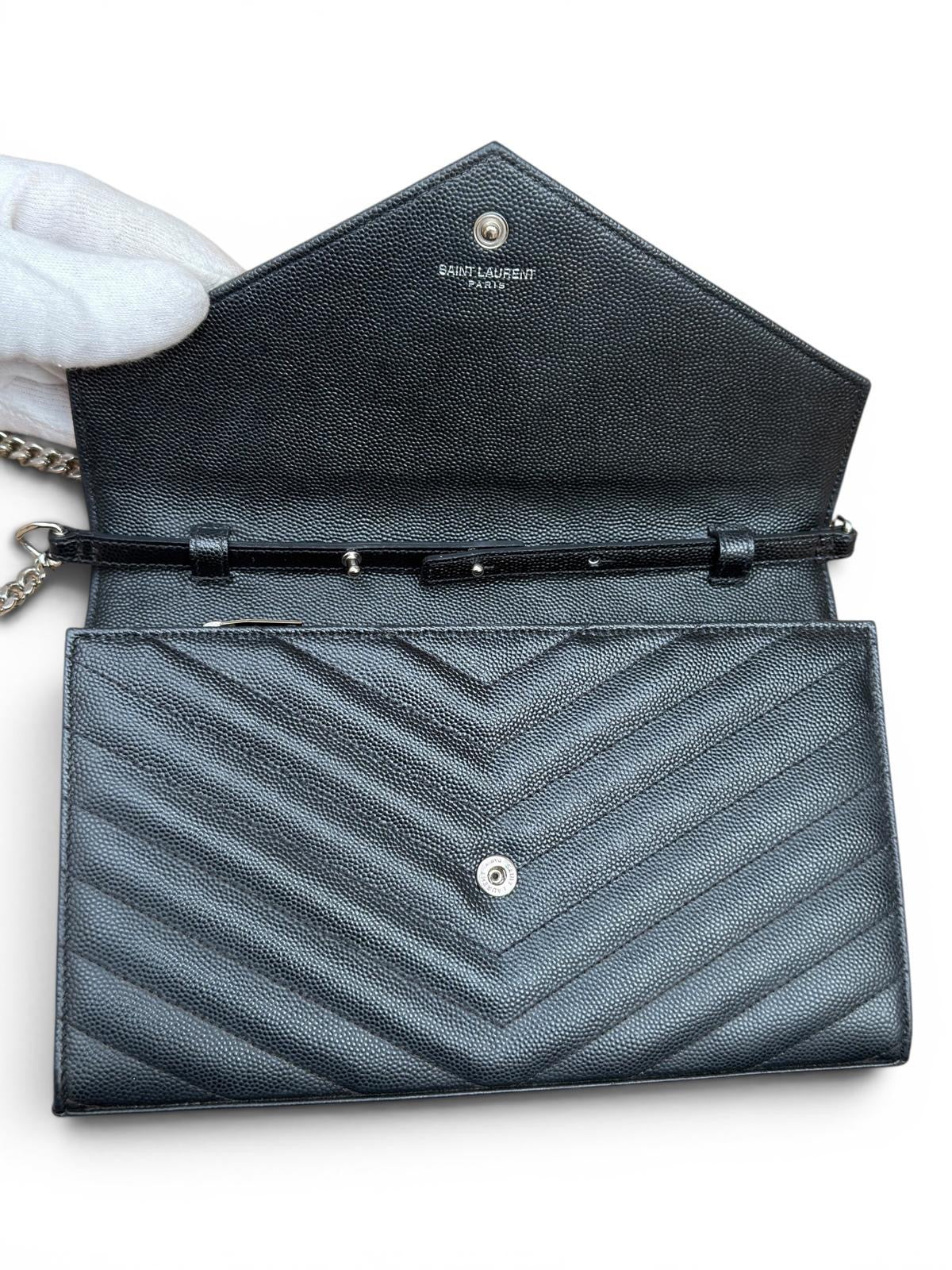 Yves Saint Laurent - Wallet Cassandre