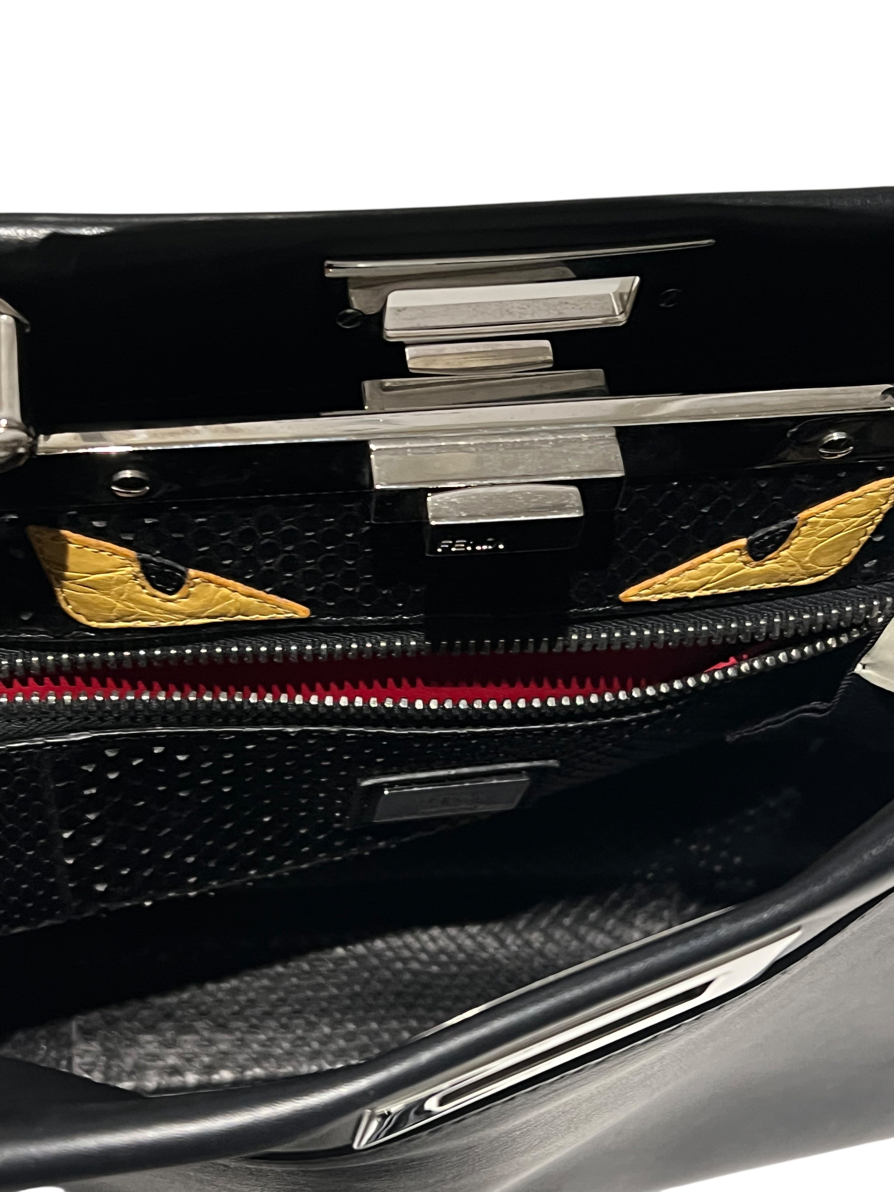 FENDI - Peekaboo-Tasche aus schwarzem Leder mit Python-Innenfutter