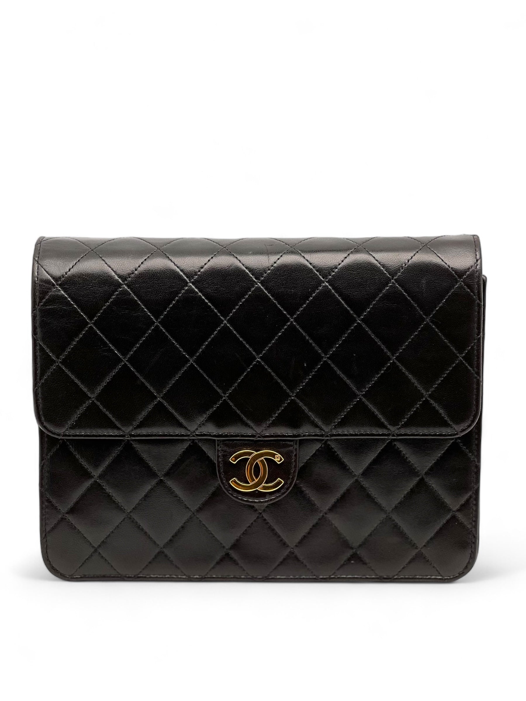 Chanel - Vintage quilted leather bag