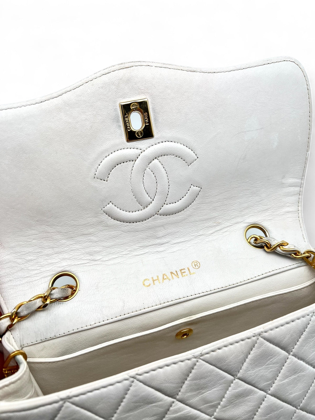 Chanel - 빈티지 화이트 백