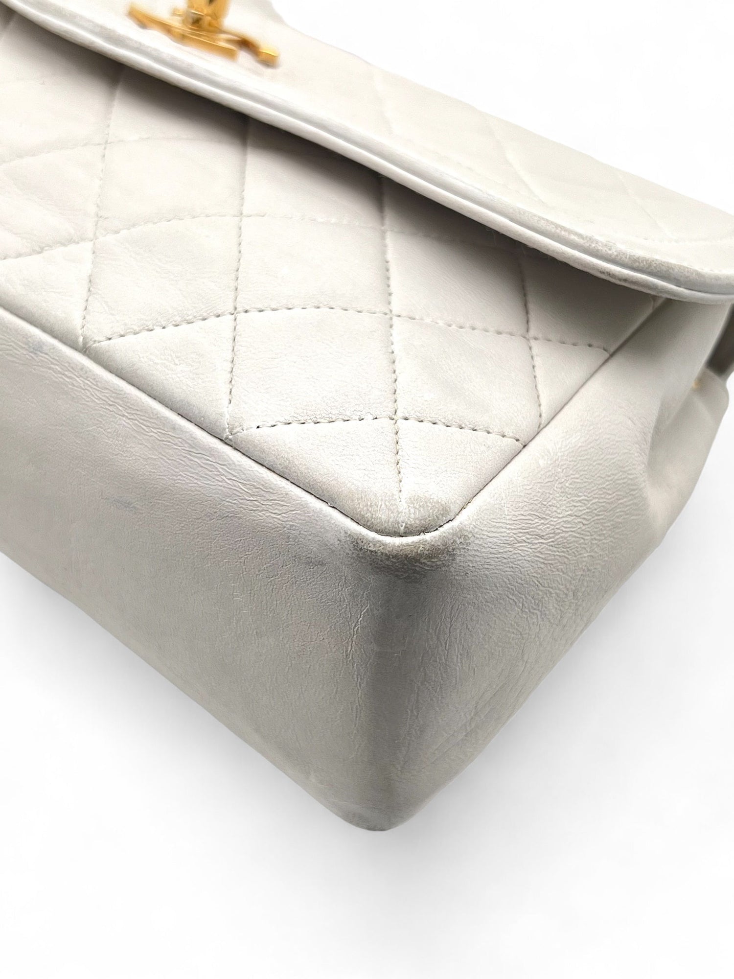 샤넬 - 빈티지 화이트 백