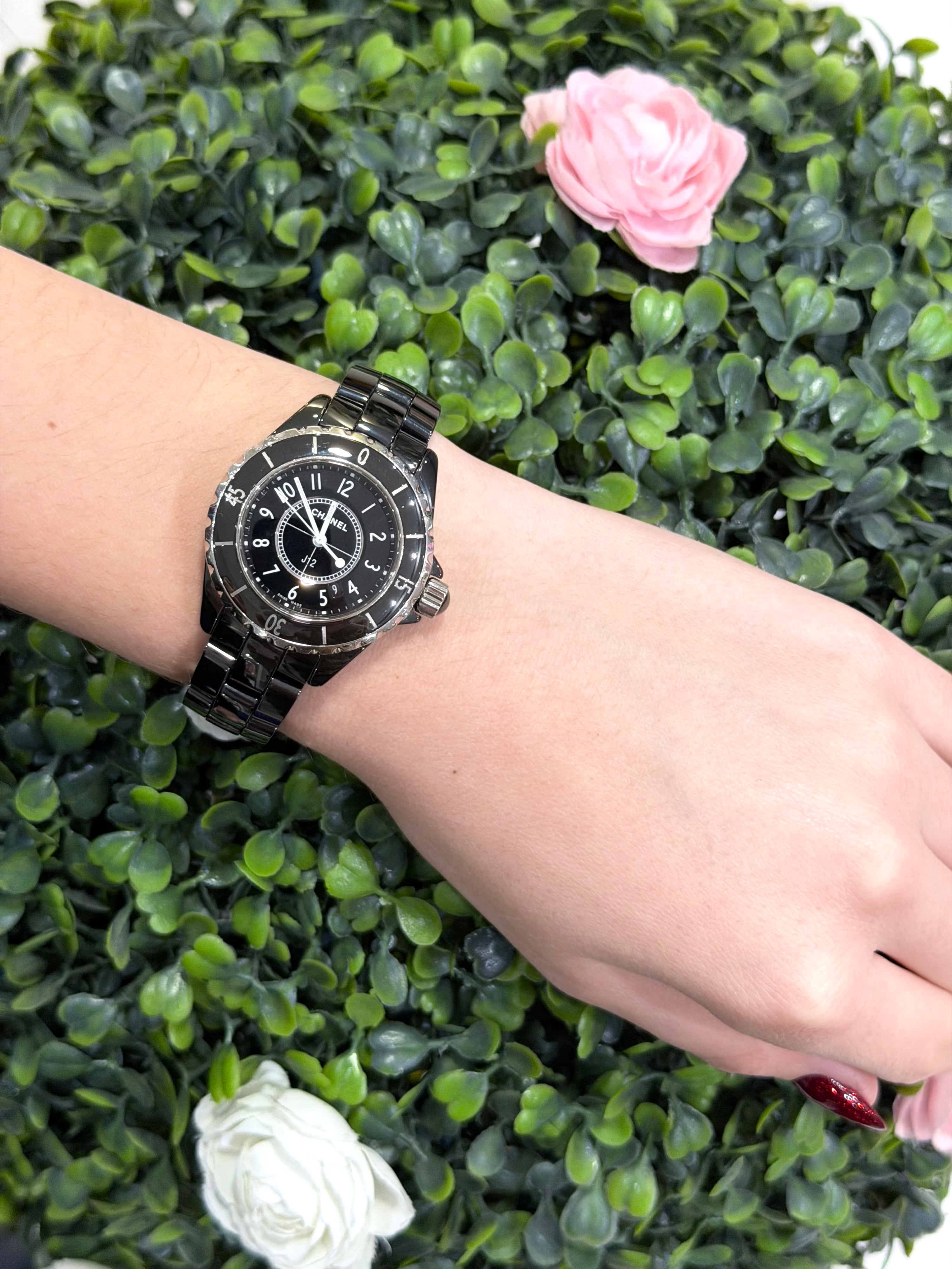 Chanel - Uhr J12 33mm