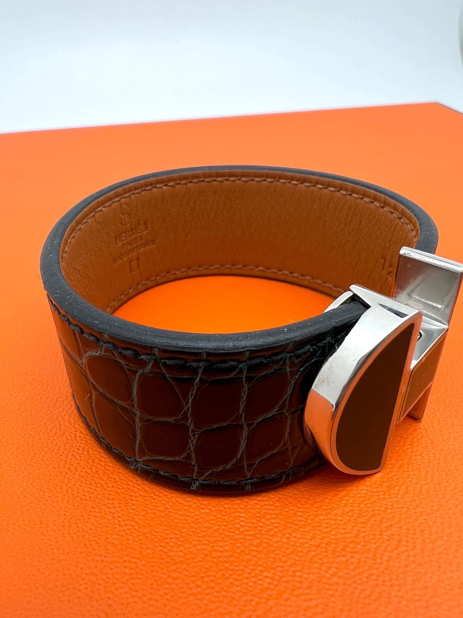 에르메스 - 악어 브레이슬릿 T.S