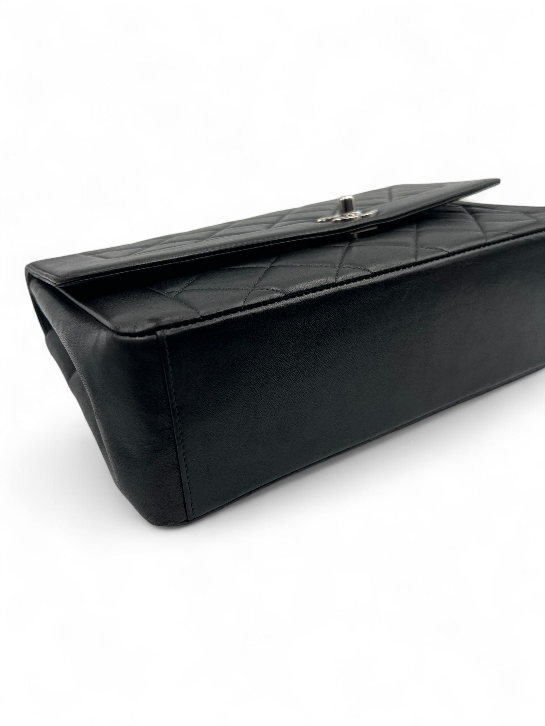 Chanel - Sac Diana