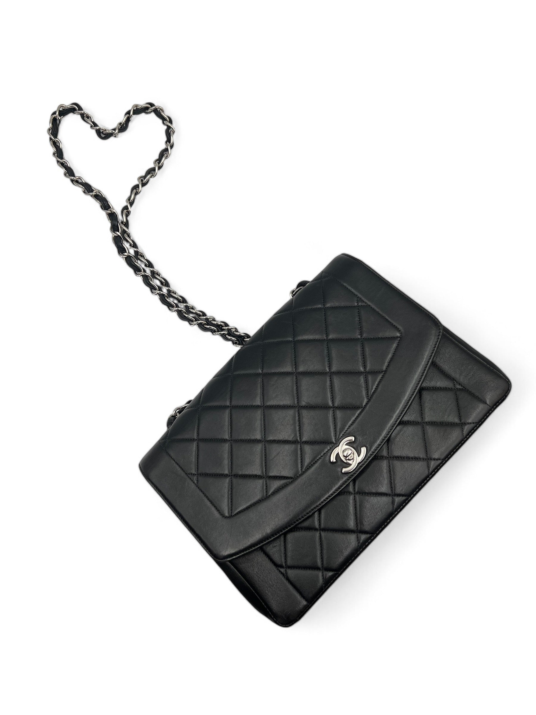 Chanel - Sac Diana