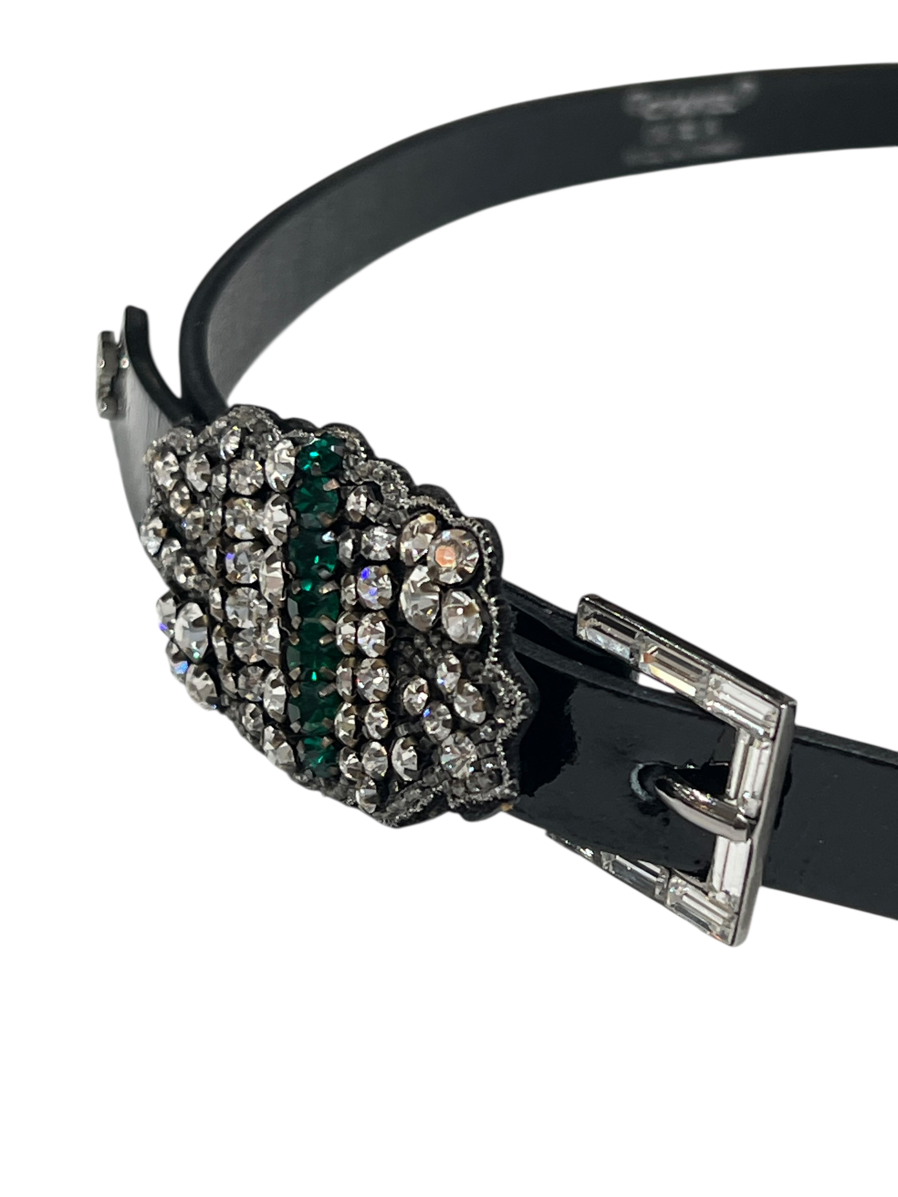 Chanel - ceinture cuir vernis noir bouclé strass