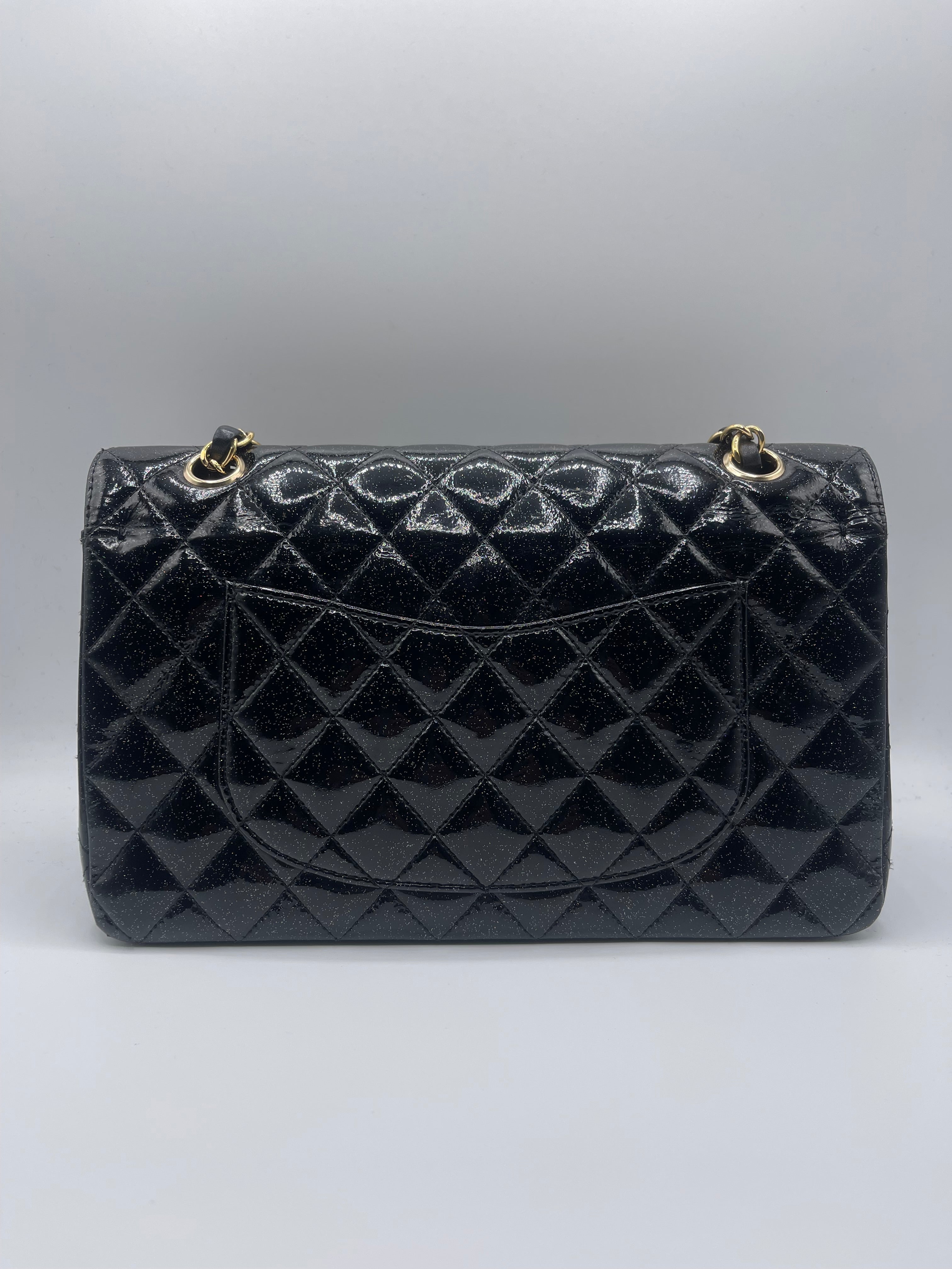Chanel - Tasche 11.12 Zeitlos schwarz lackiert glitzernd
