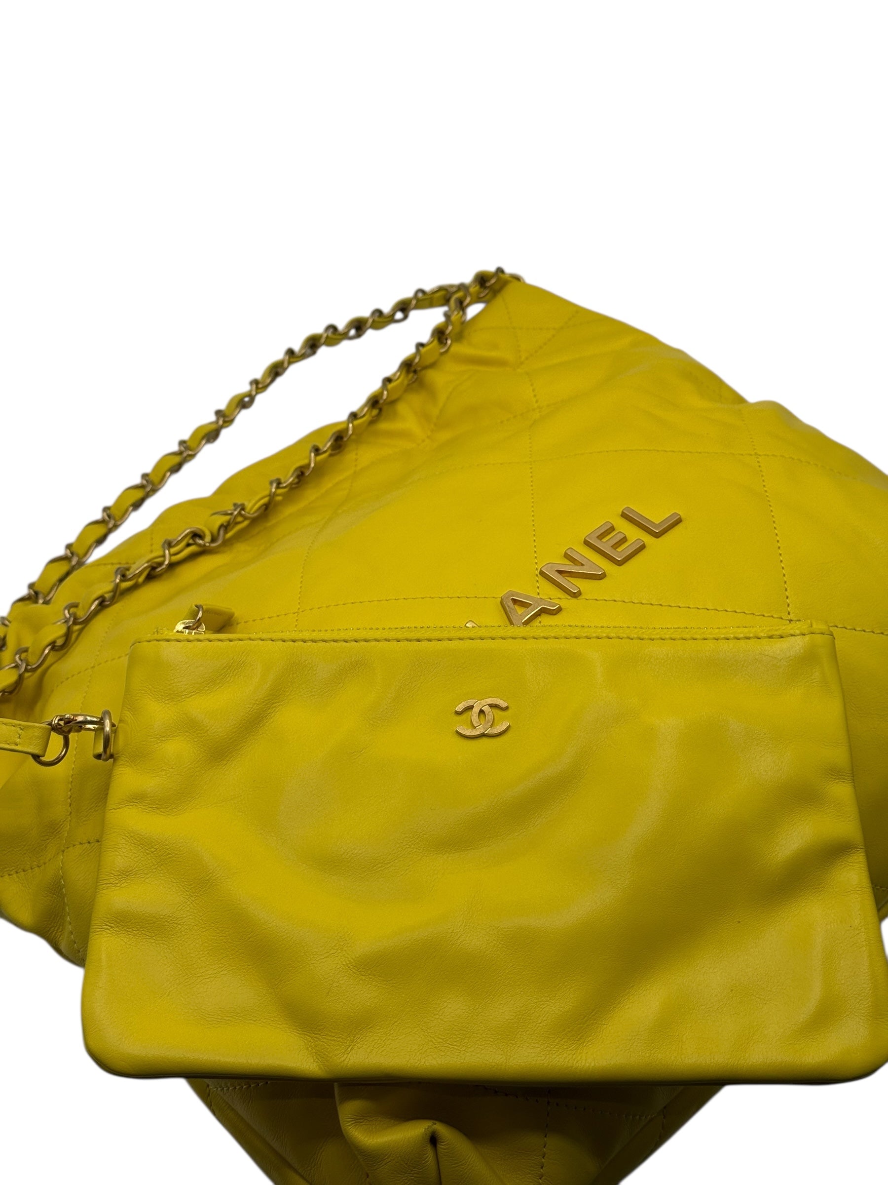 Chanel - Sac 22 jaune small