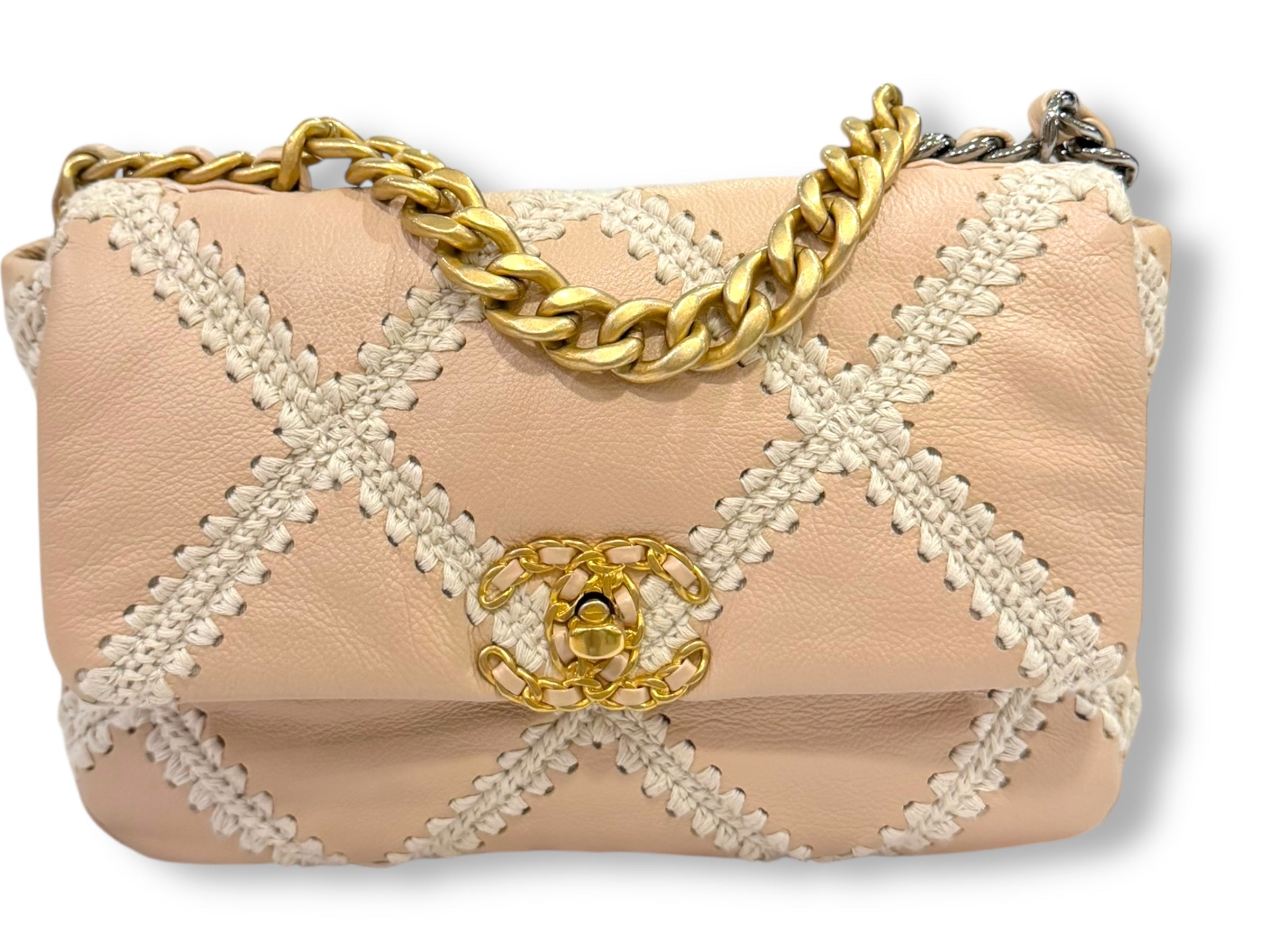 Chanel - Tasche 19 limitierte Auflage klein