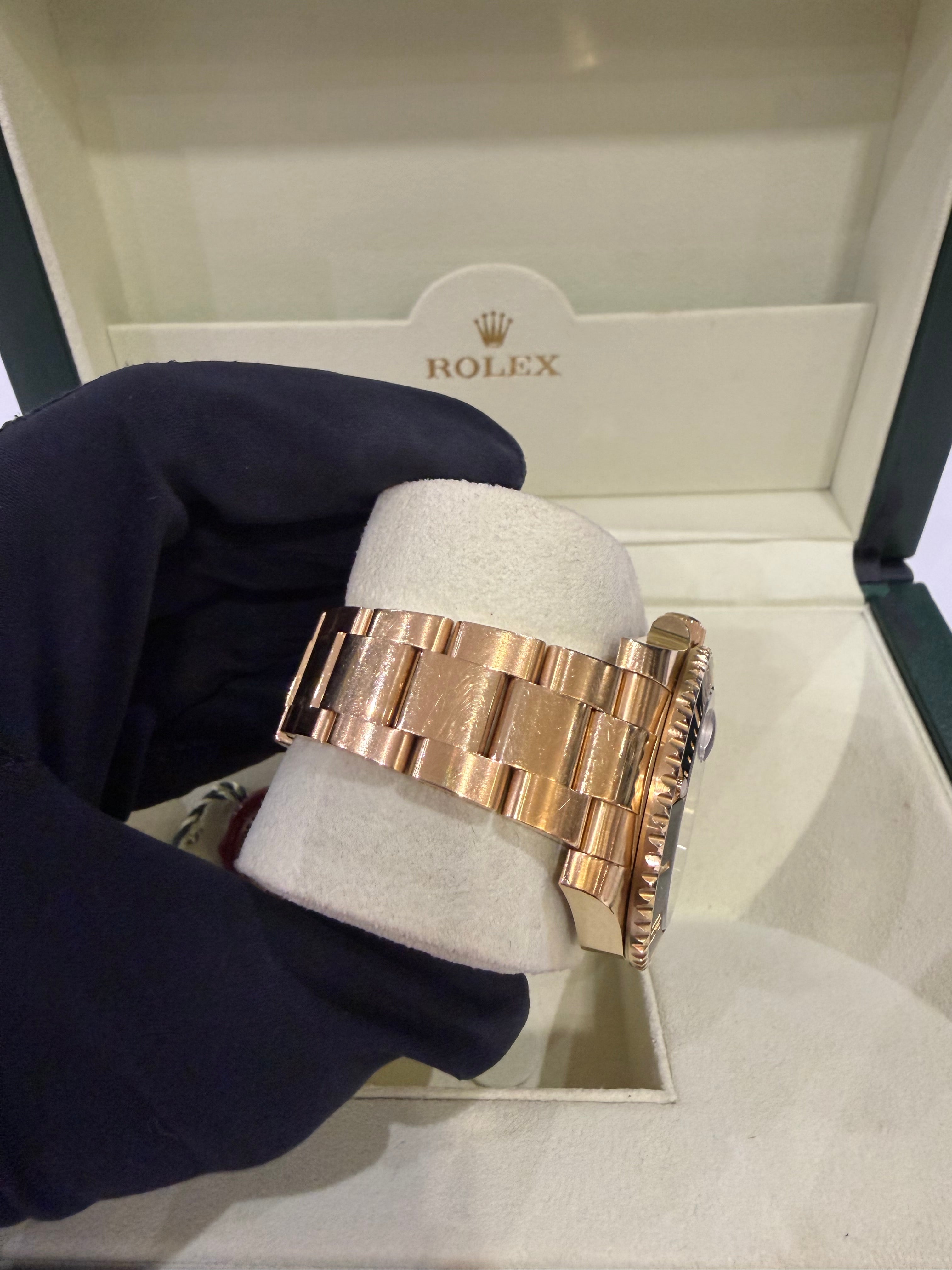 Rolex - Montre Submariner 40mm or jaune