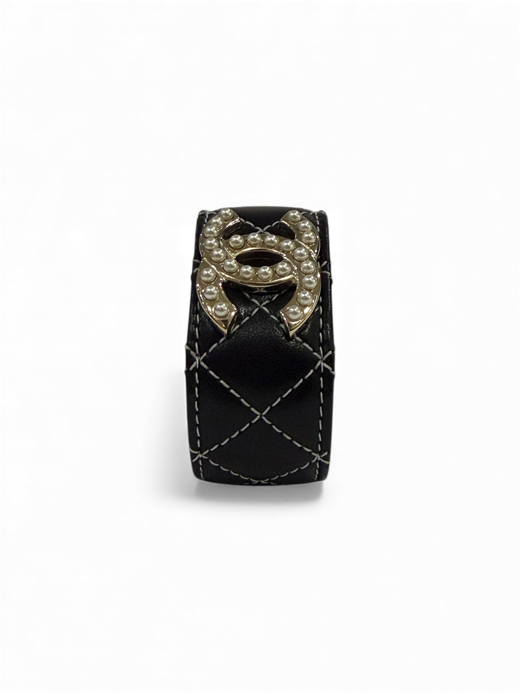 Chanel - Bracelet CC perles et cuir