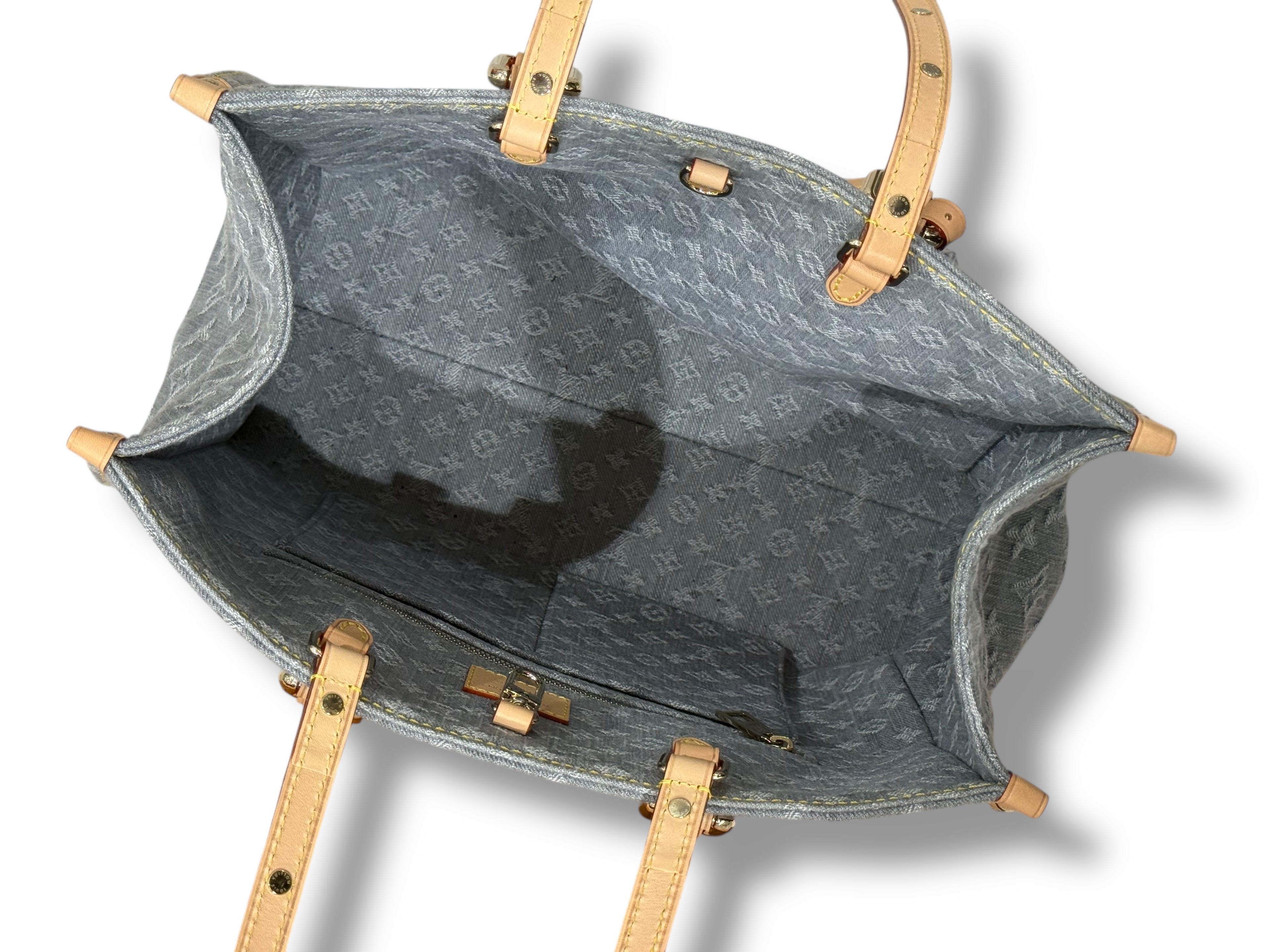 Louis Vuitton - Sac on-the-go denim gris