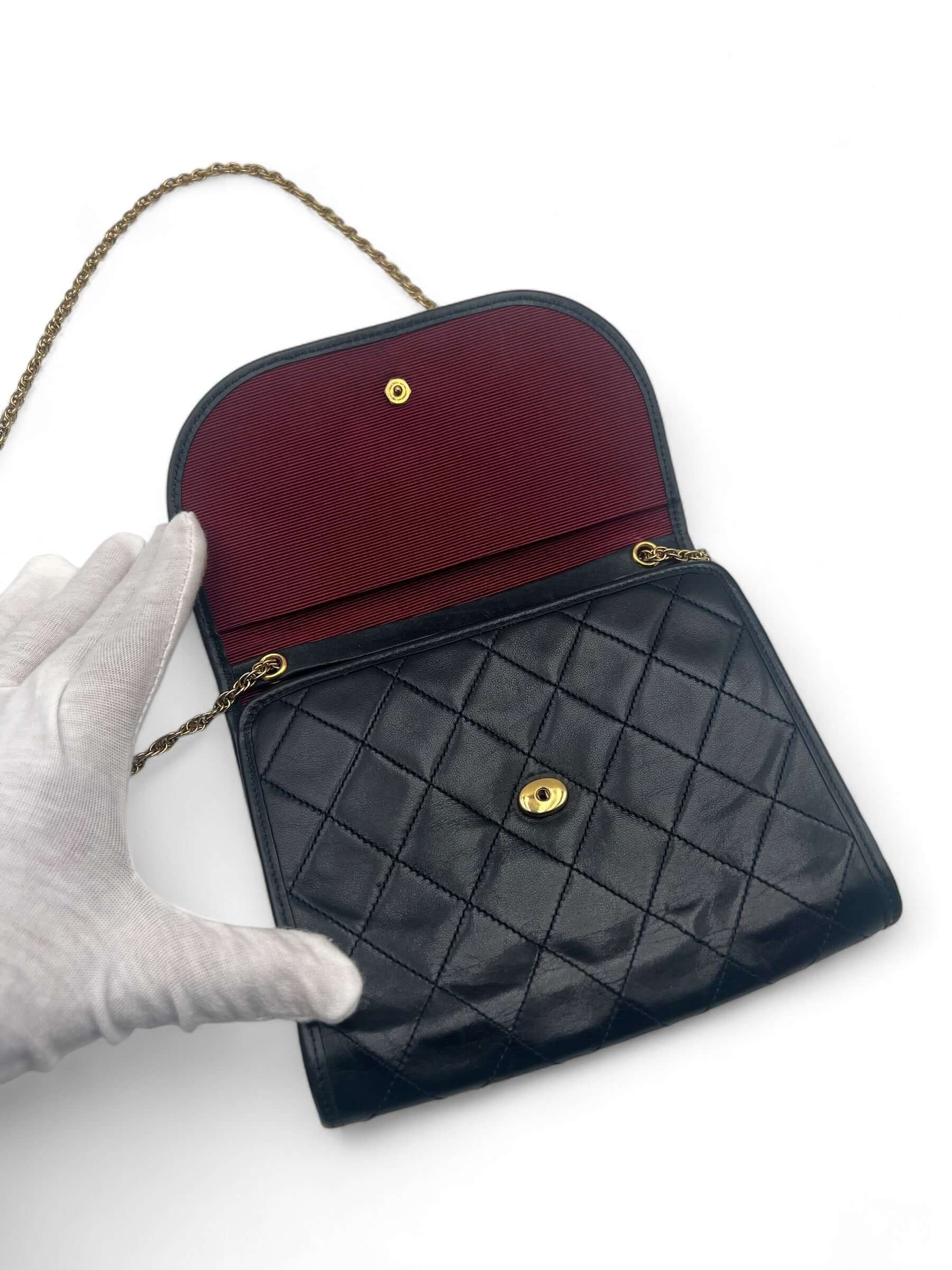 Chanel - Sac Wallet on chain