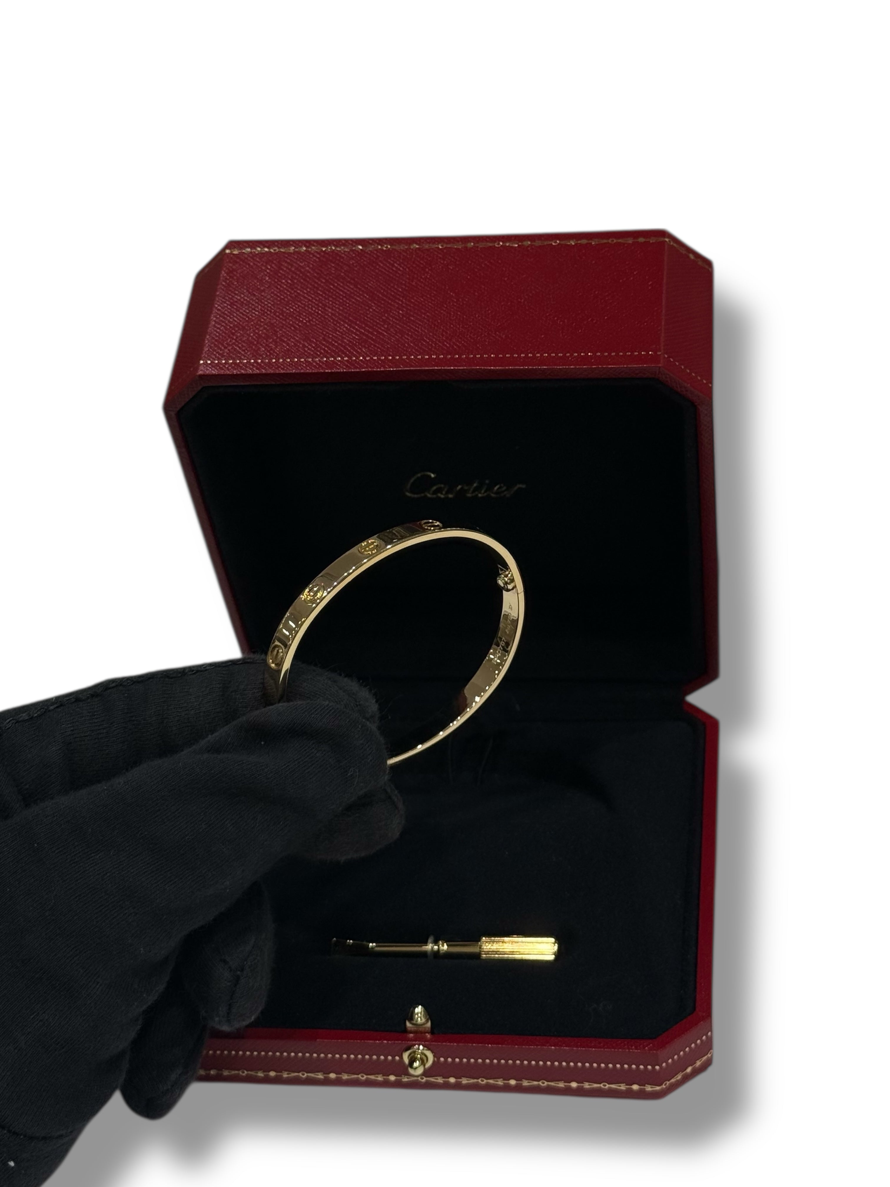 Cartier - Bracelet Love classique or jaune T17