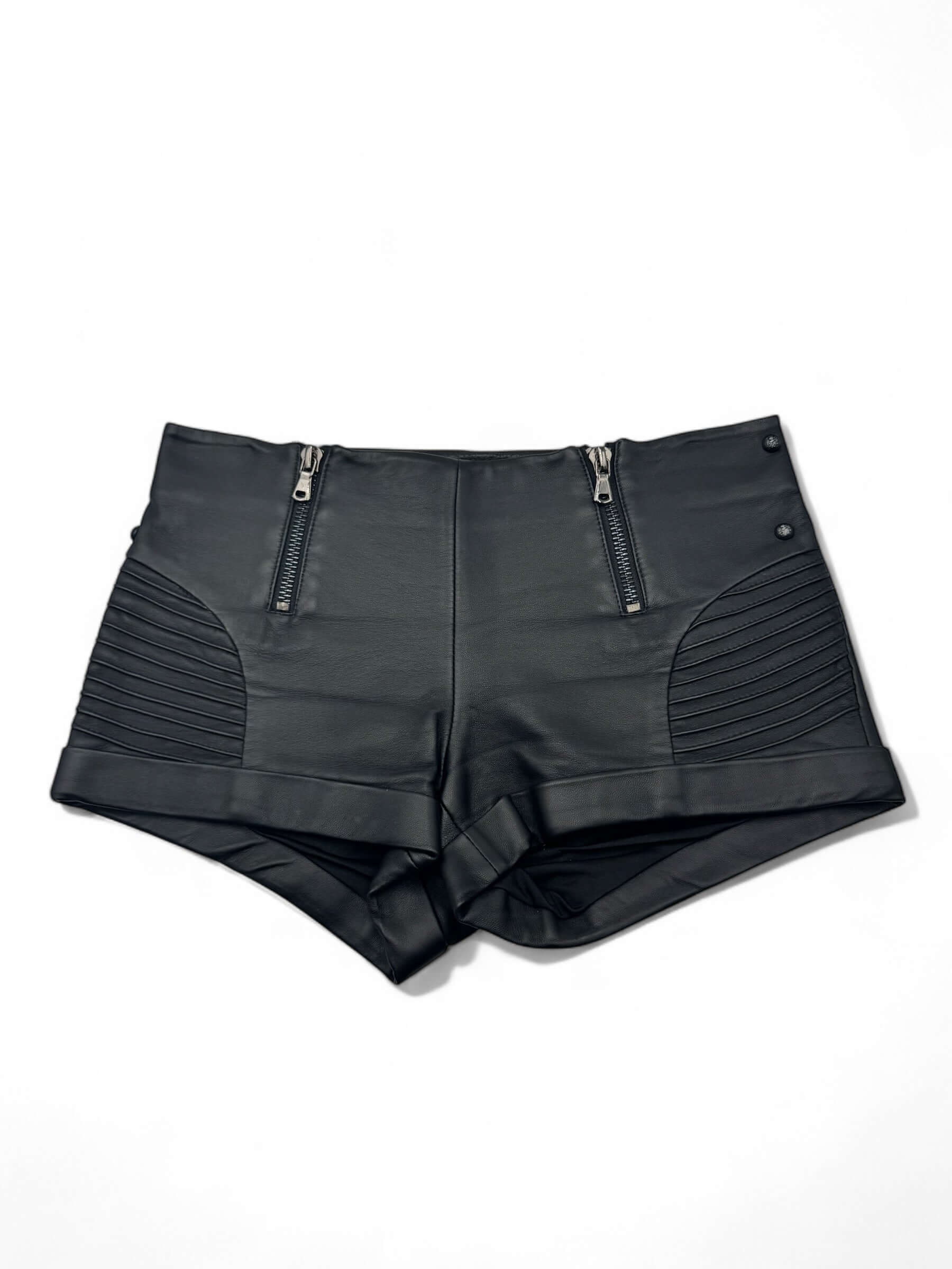 Balmain – Short und T36 hinzufügen