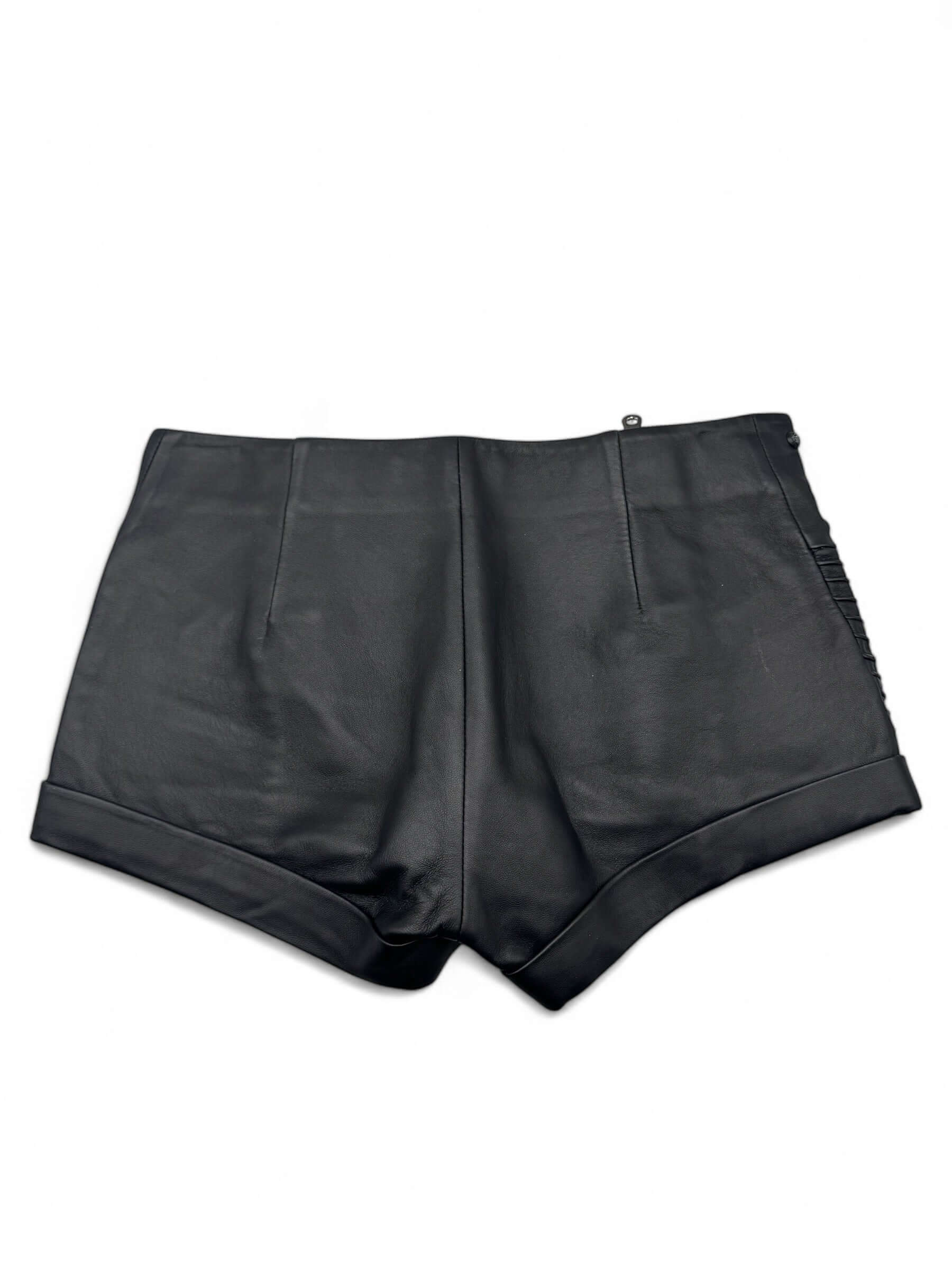 Balmain – Short und T36 hinzufügen