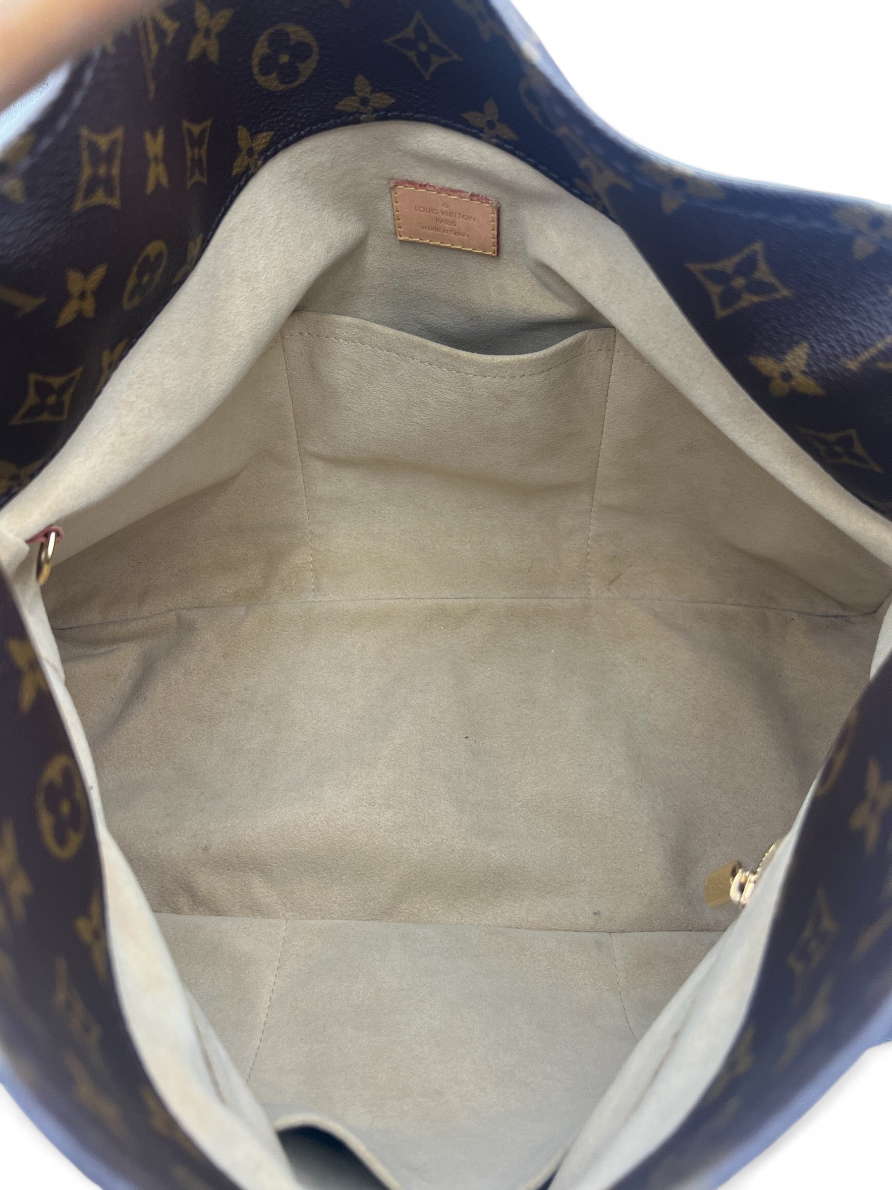 Louis Vuitton - Sac Artsy Monogram