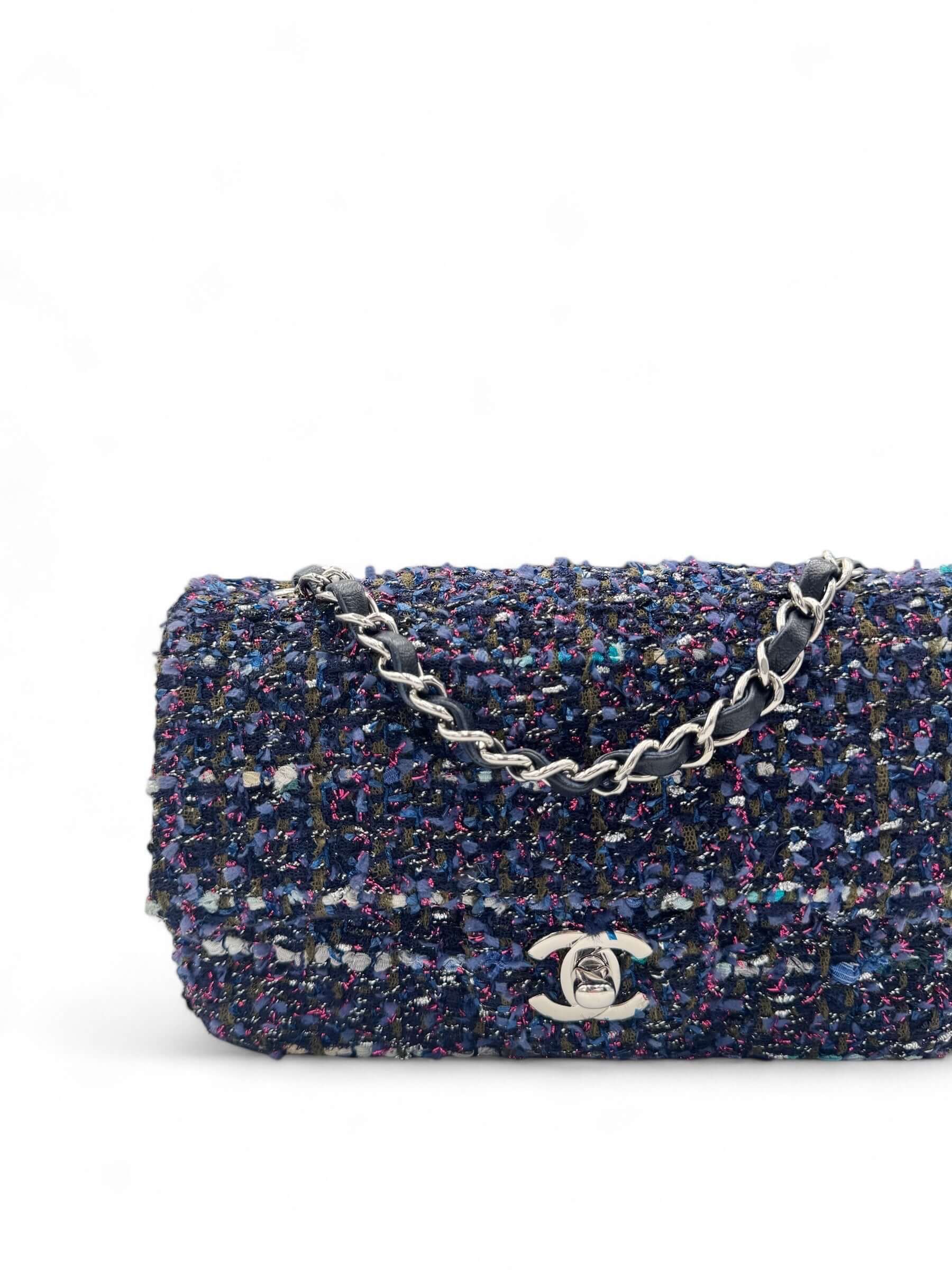 Chanel - Mini flap bag in tweed