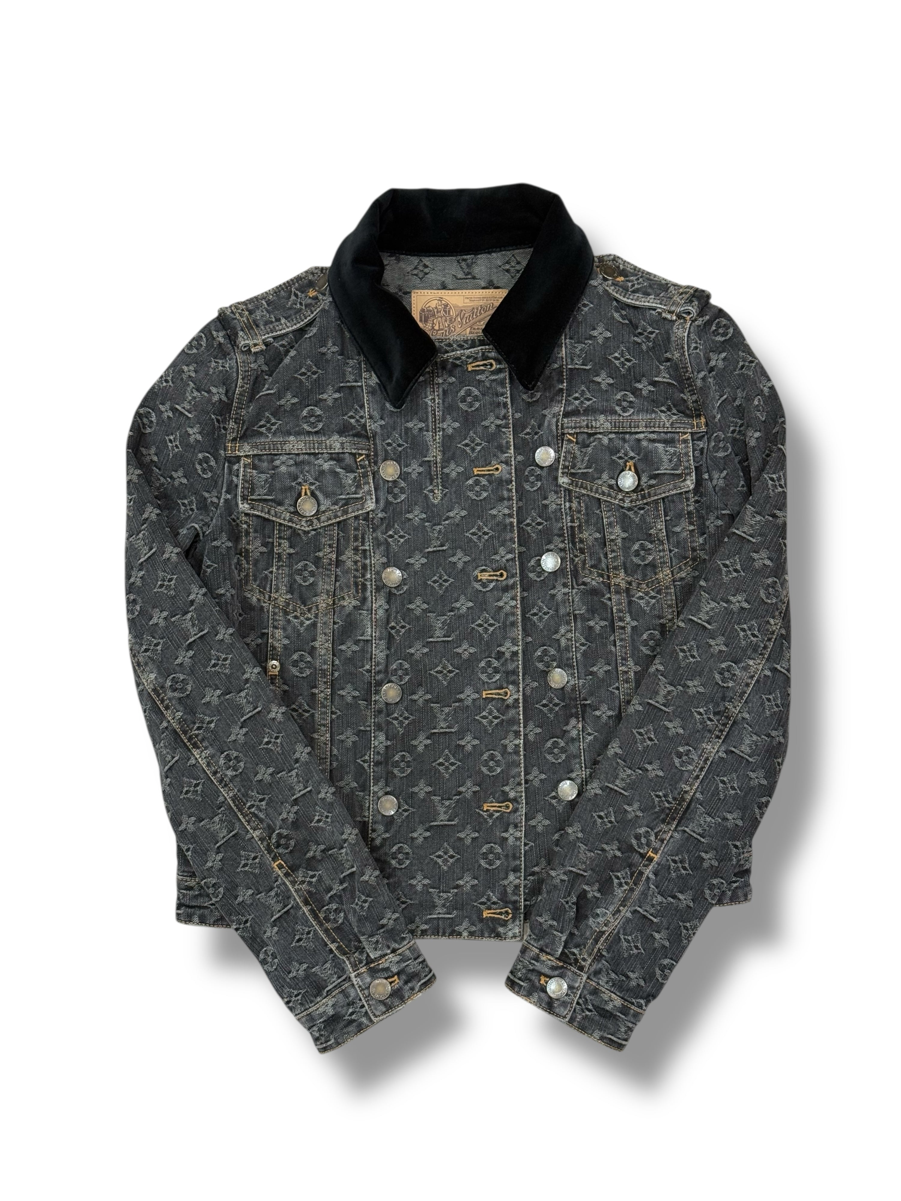 Louis Vuitton - Giacca in denim grigio con monogramma T38