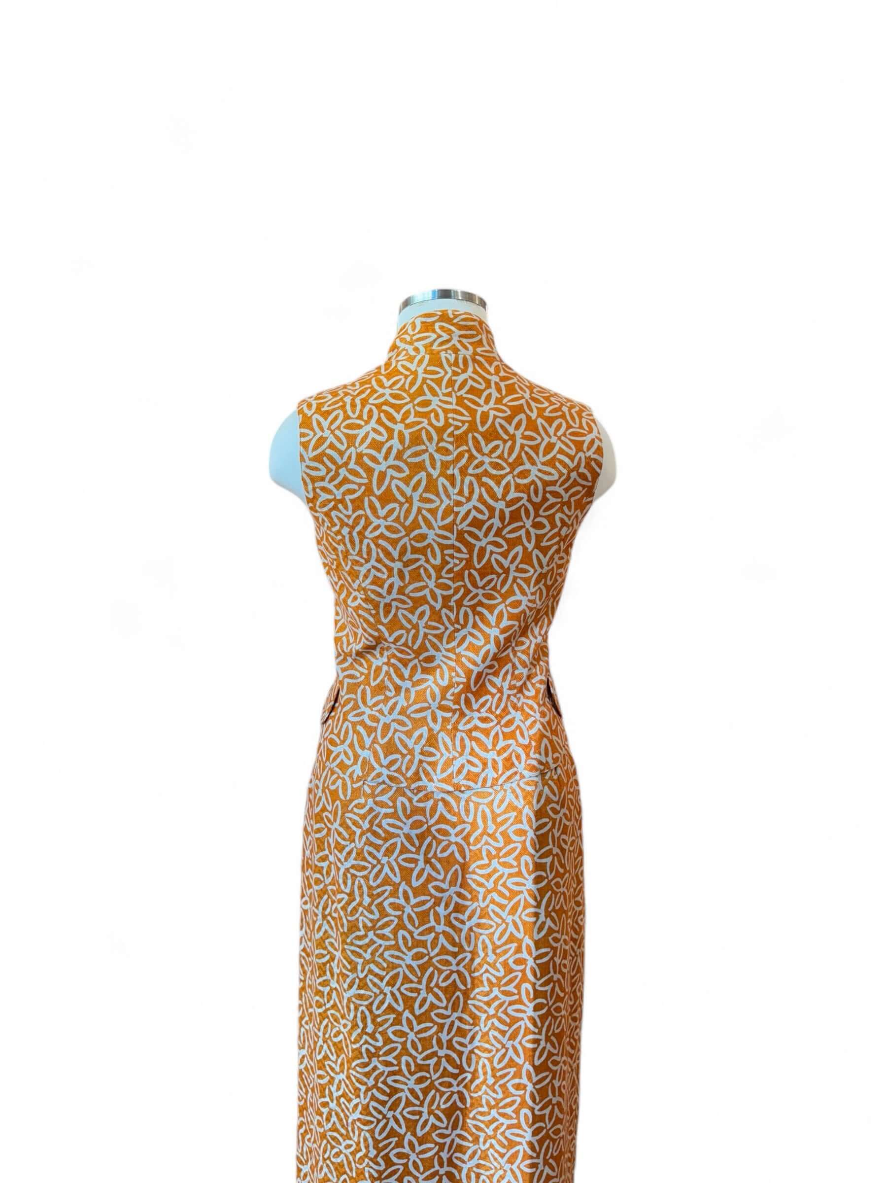 클로에 - 오렌지 재킷