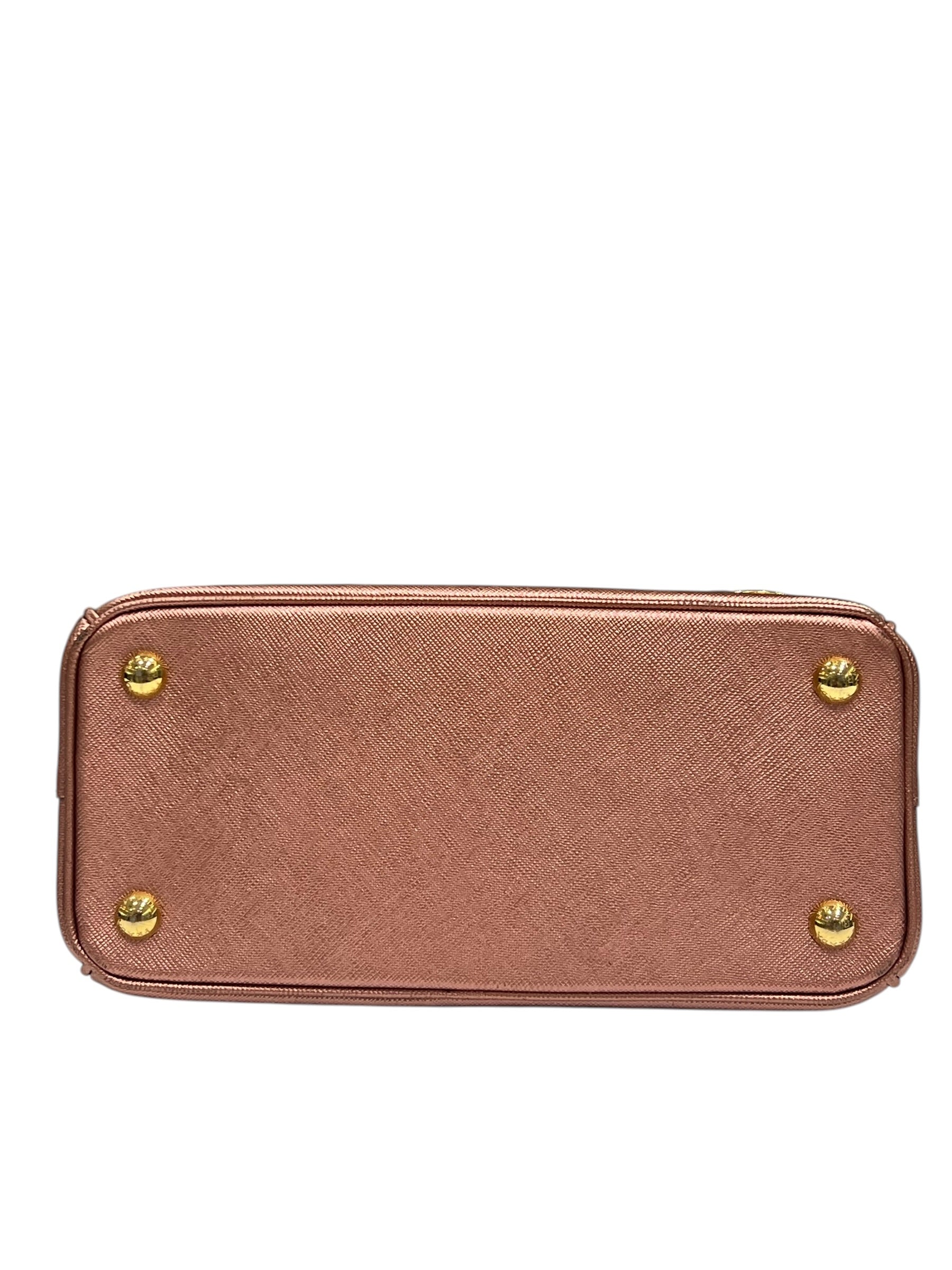 Prada - Small Galleria bag in rose gold Saffiano leather