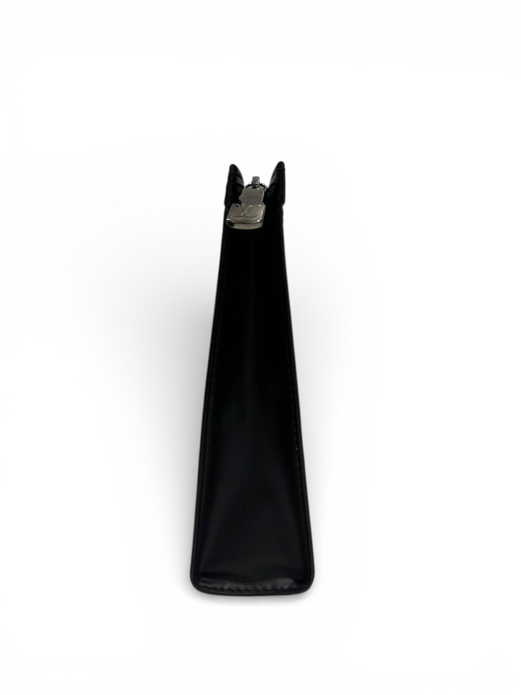 Louis Vuitton - Pochette Voyage MM