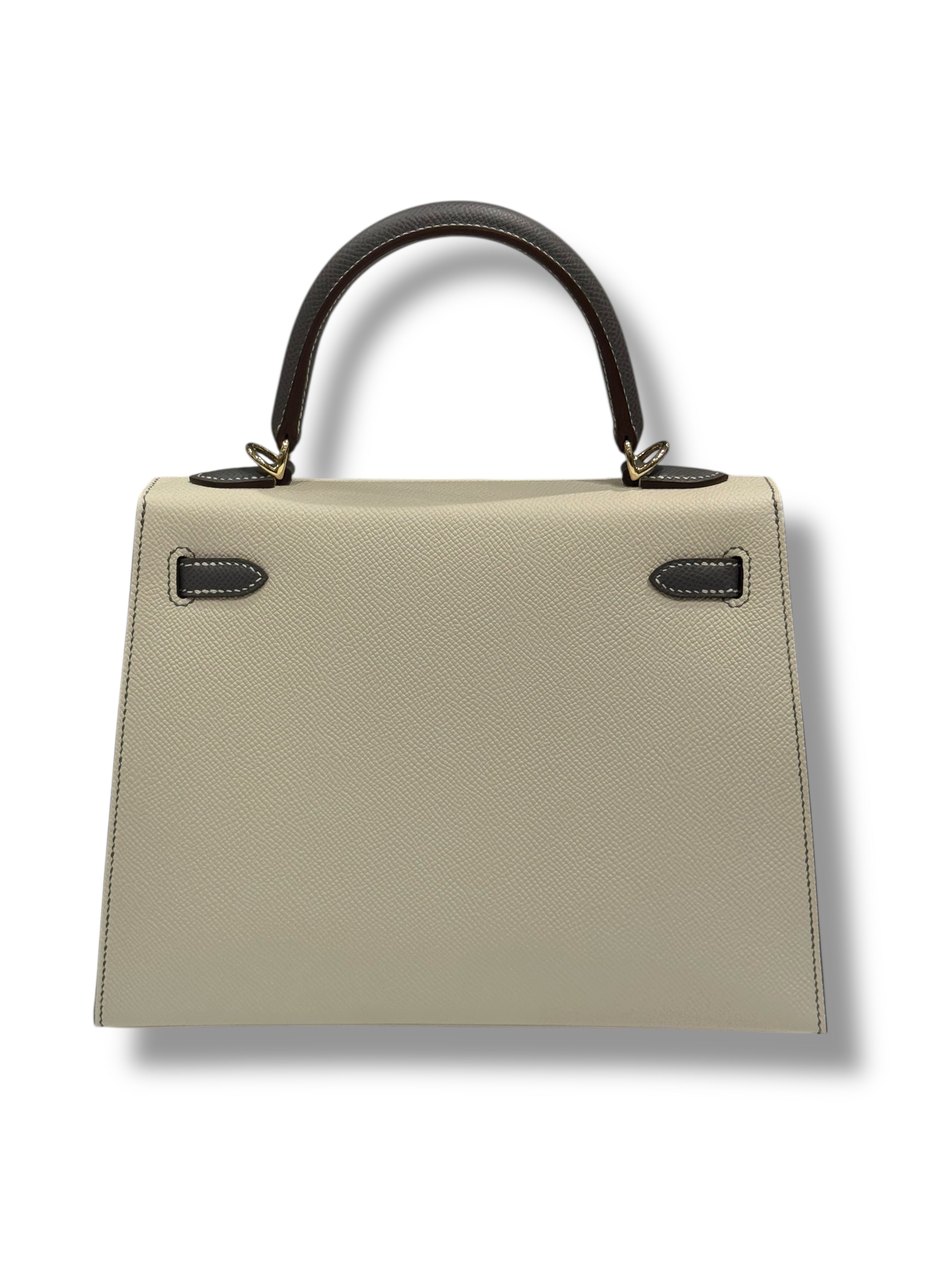 Hermès - Sac Kelly 25 Craie / Gris Meyer commande spécial