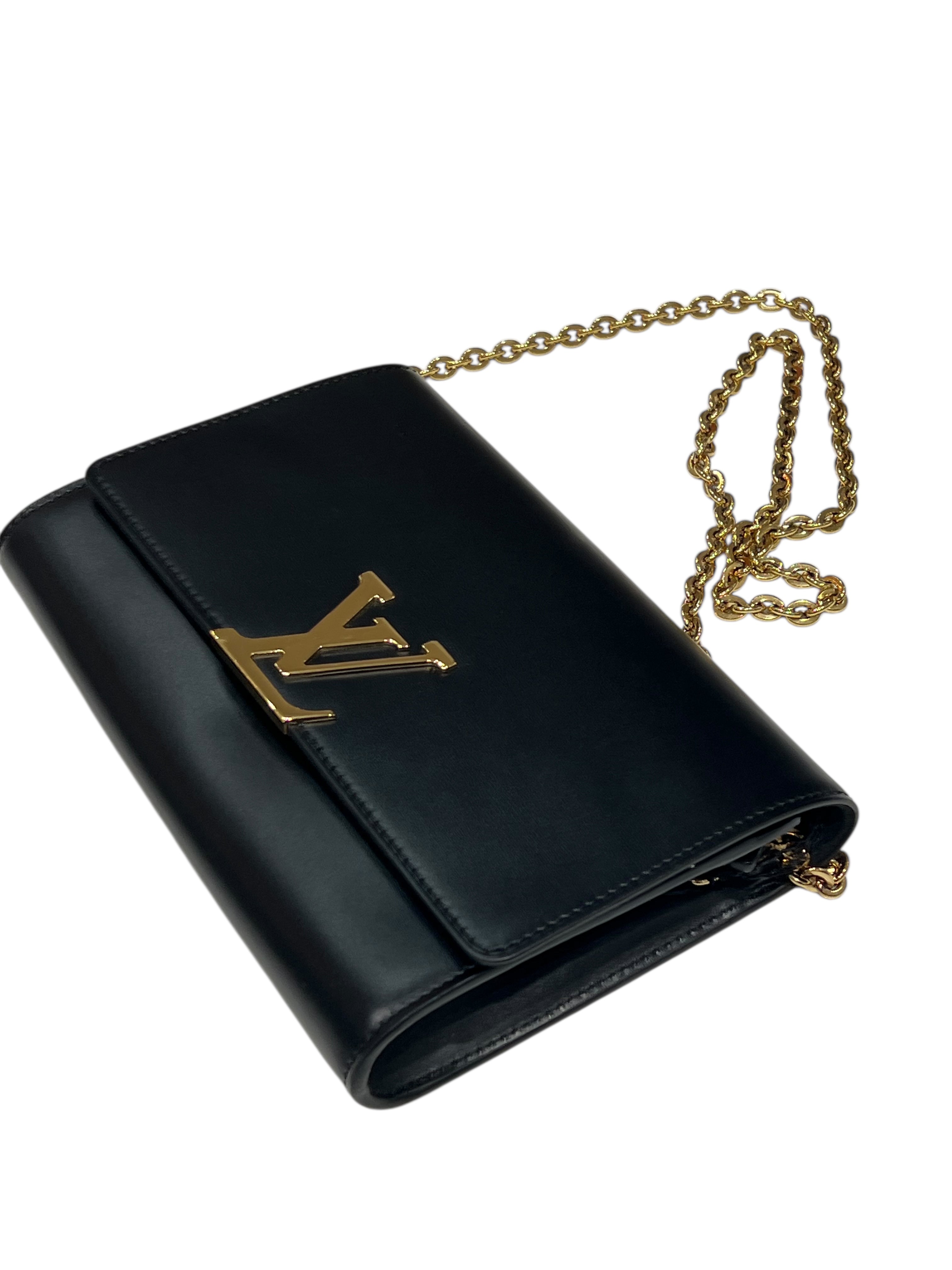 Louis Vuitton - Sac pochette Louise cuir noir