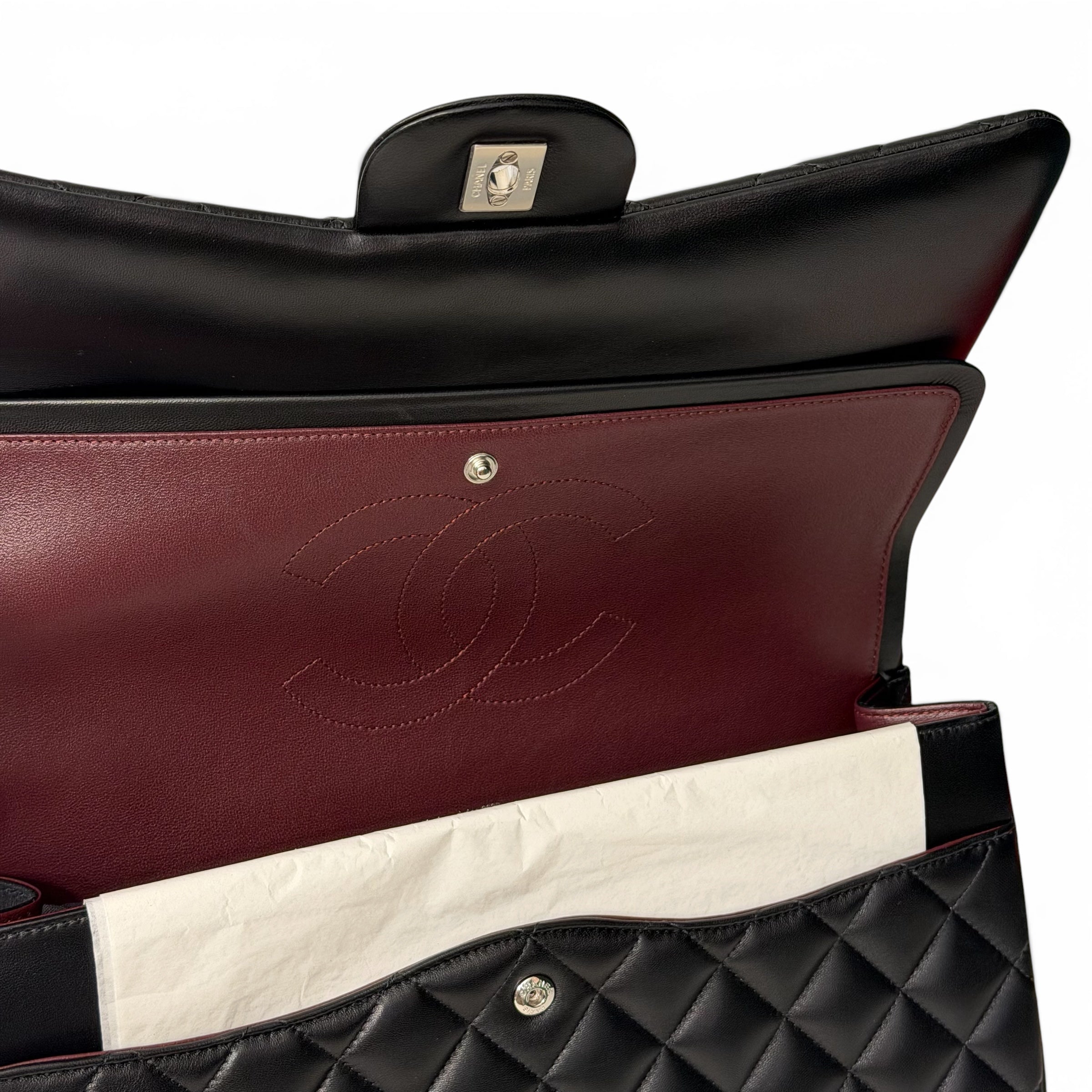 Chanel - Maxi Jumbo cuir d’agneau noir