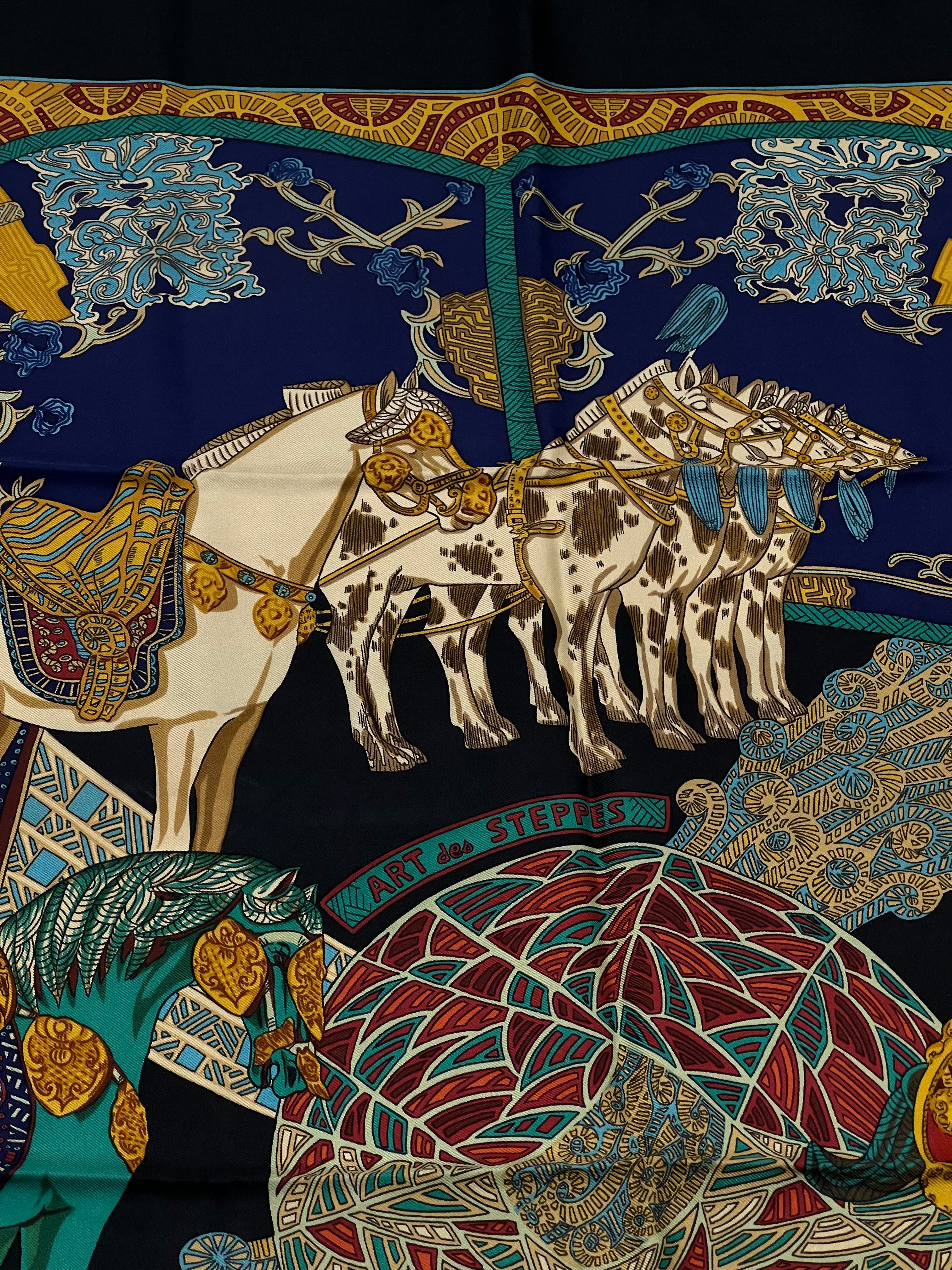 Hermès - Carré 90 "Art des Steppes"