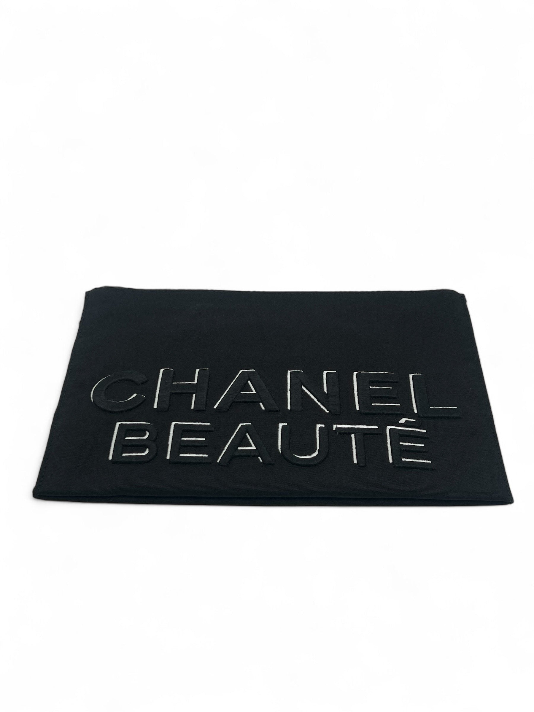 Chanel - Beauty pouch