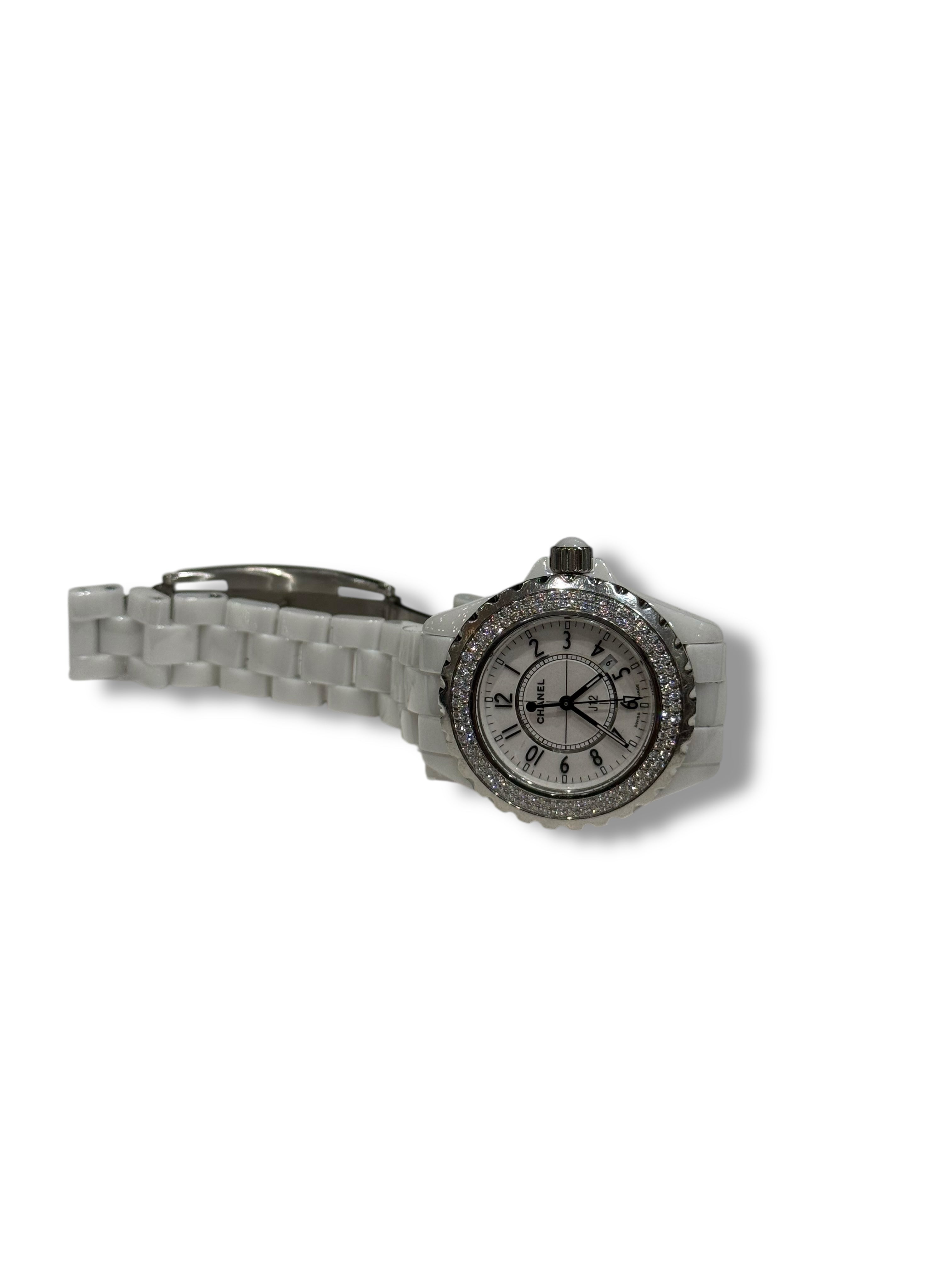 Chanel - Montre J12 céramique blanche 33MM Diamants