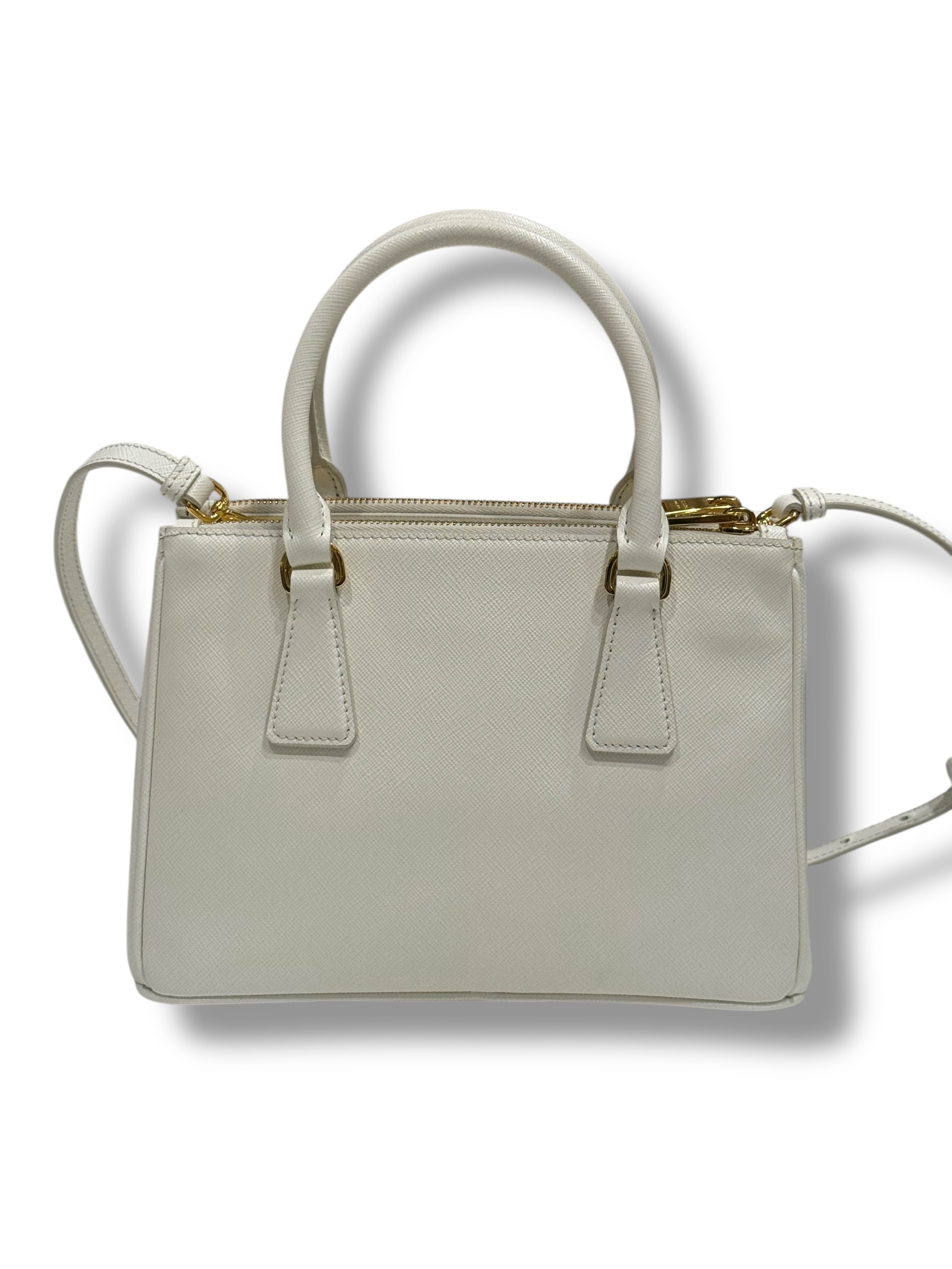 Prada - Sac Galleria small blanc