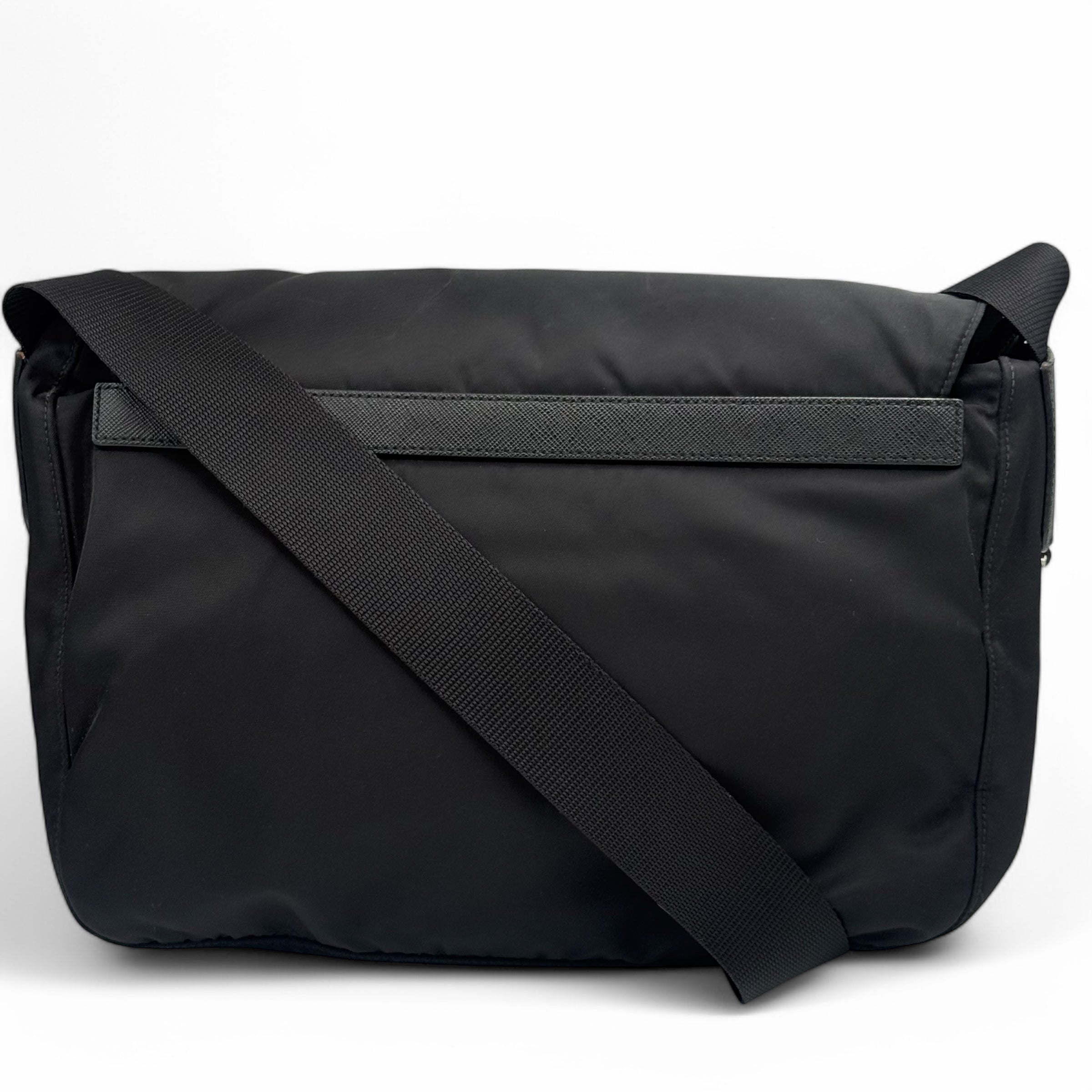 Prada - Sac bandoulière cartable en nylon