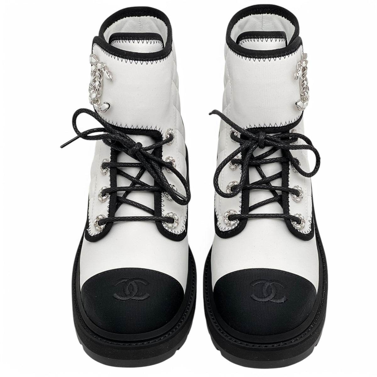 Chanel - Two-tone quilted boots T37,5C