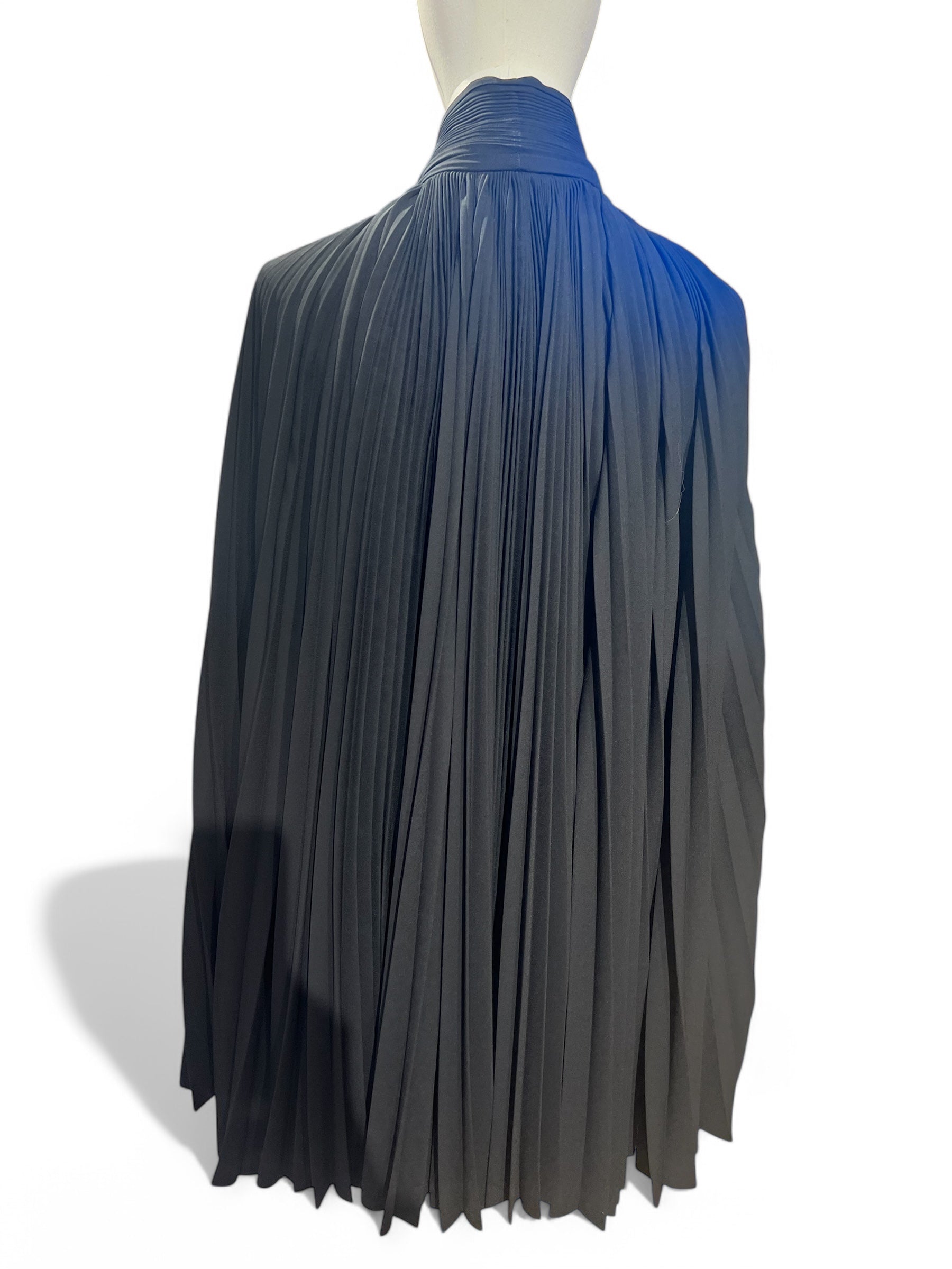 Balenciaga - Blouse noir plissé col lavallière