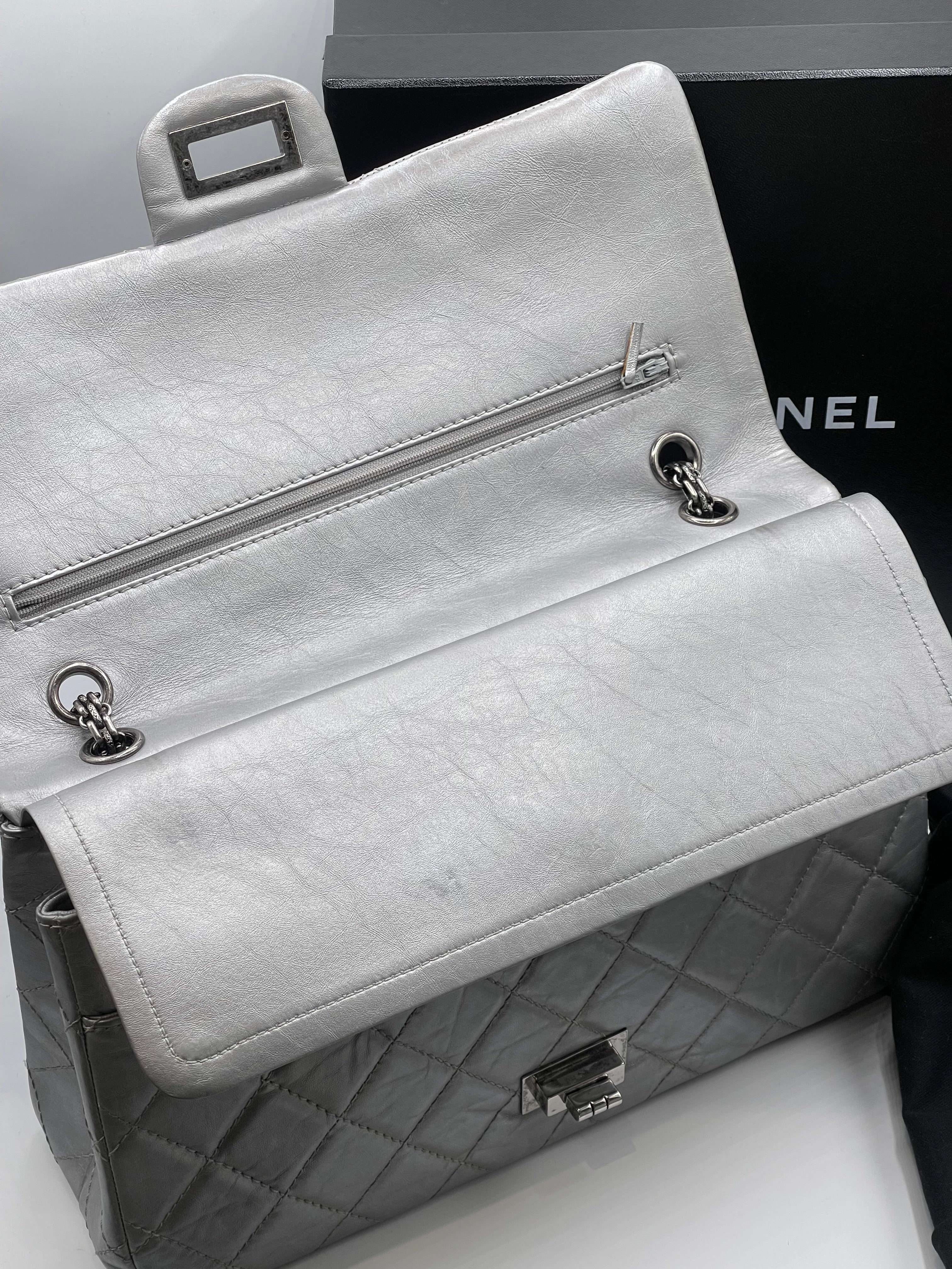 Chanel - Sac 2.55 227 Silver