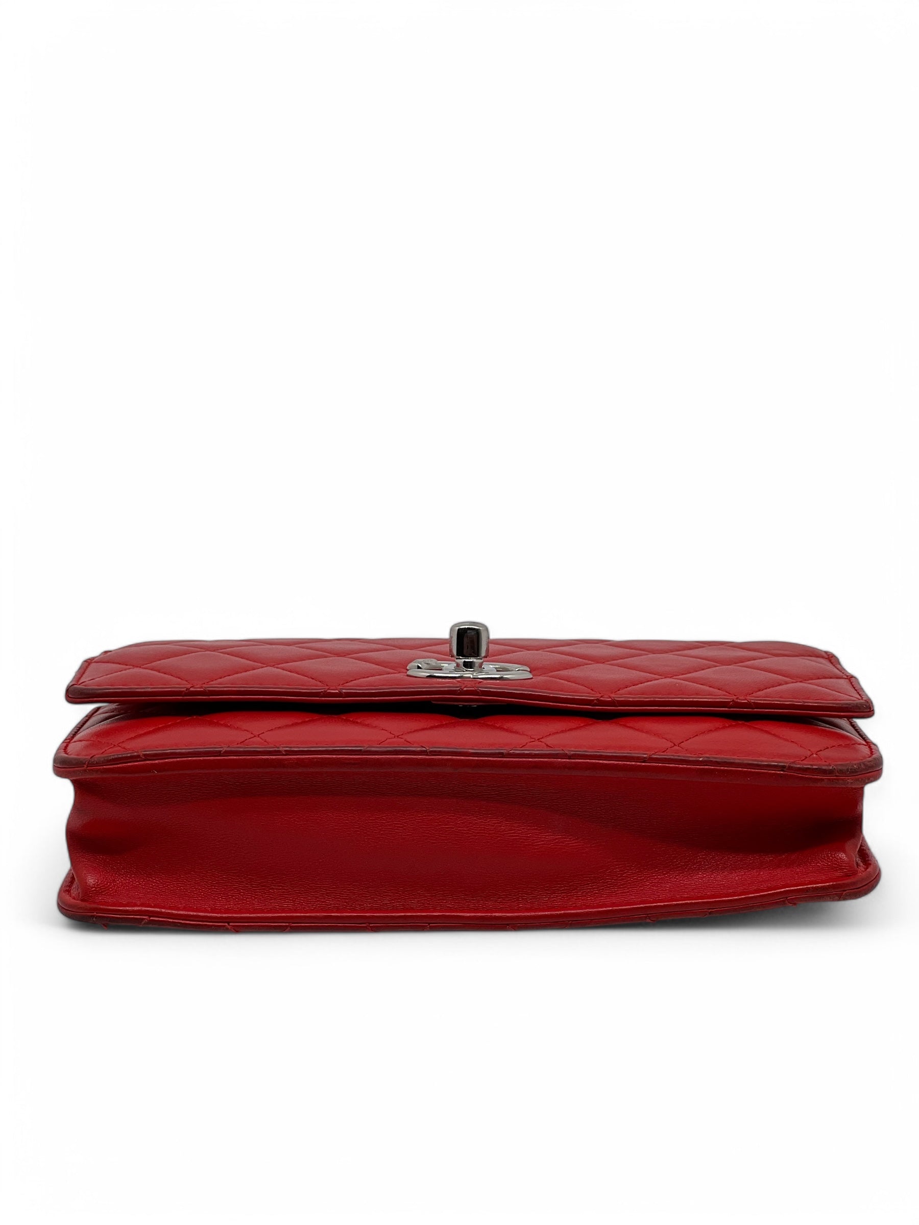 Chanel - Sac Trendy CC Wallet on chain