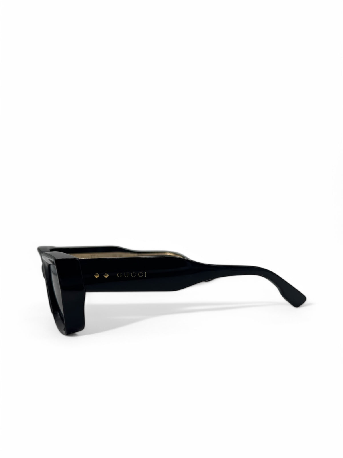 Gucci - Occhiali da sole con borchie