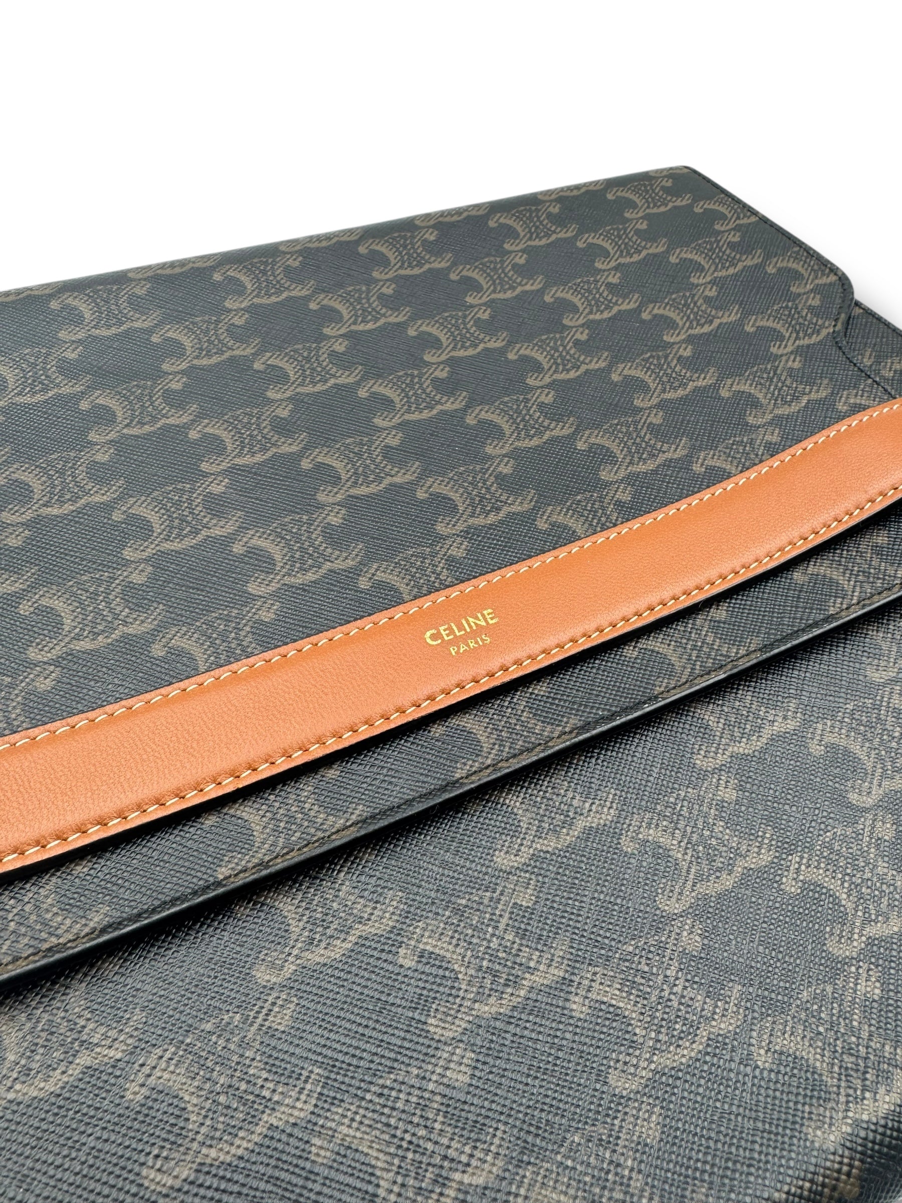 Céline - Canvas and leather clutch