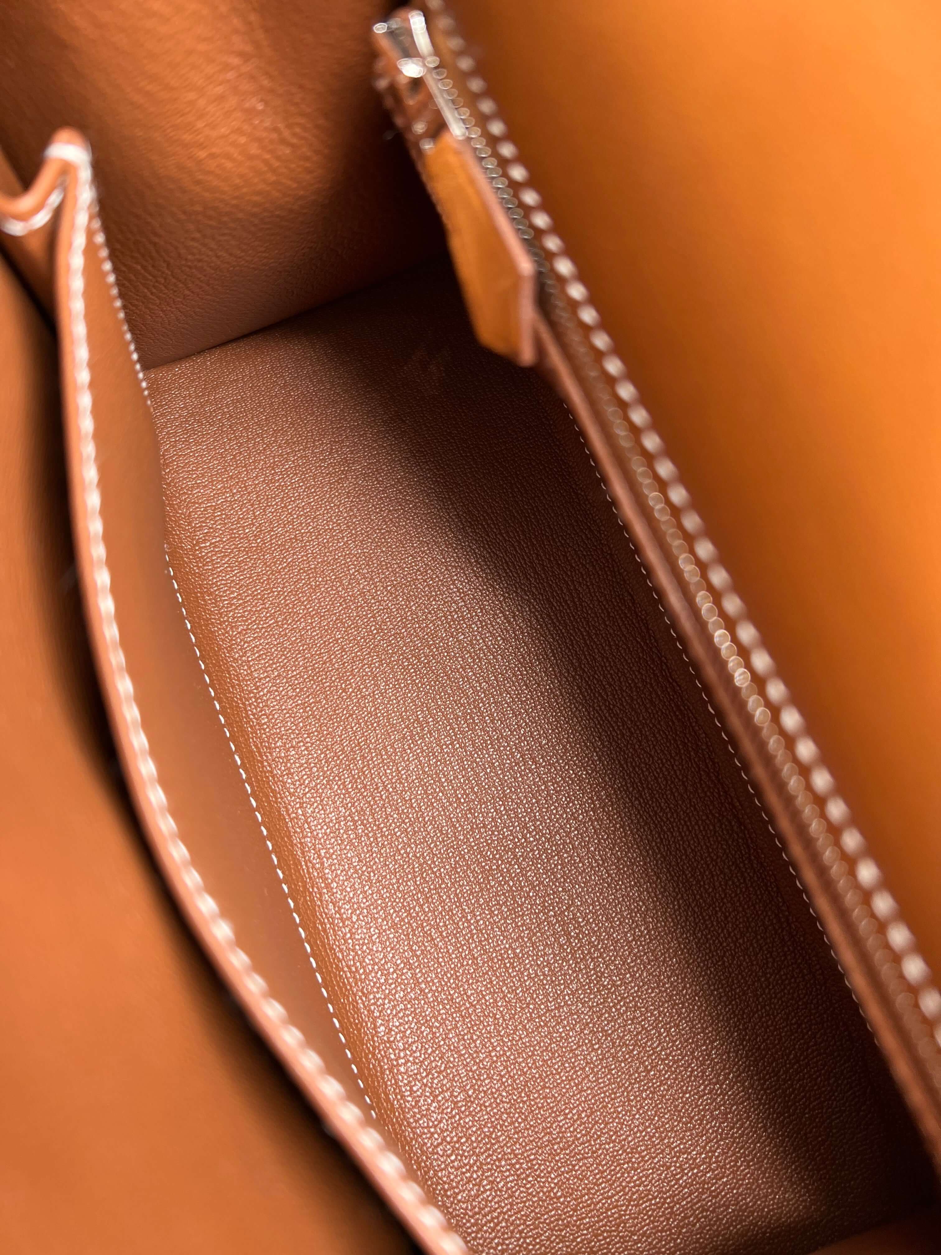Hermès - Sac Kelly 25 cuir Barénia Naturel Fauve 2024