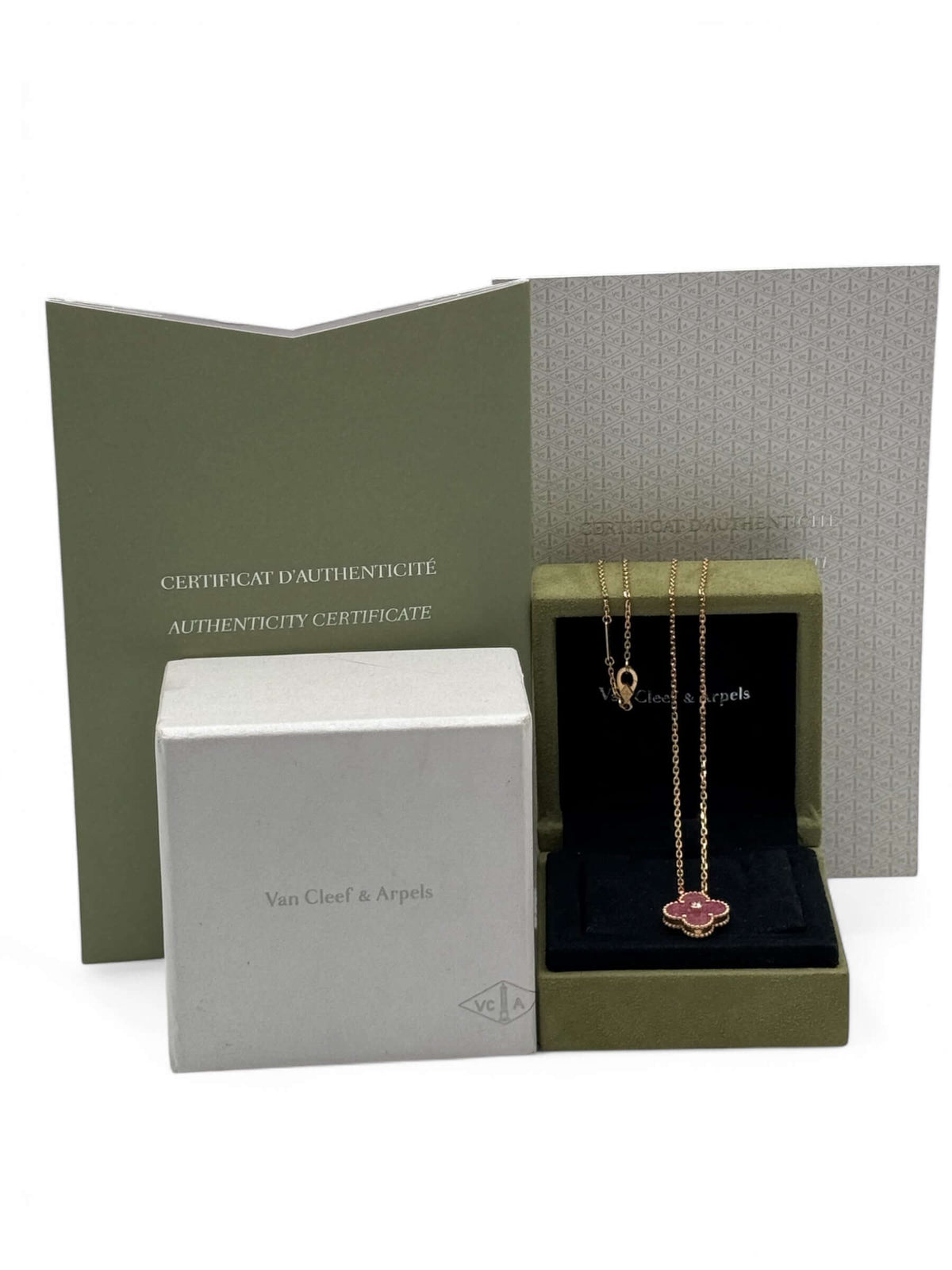 Van Cleef & Arpels - Limited-edition Alhambra holiday pendant