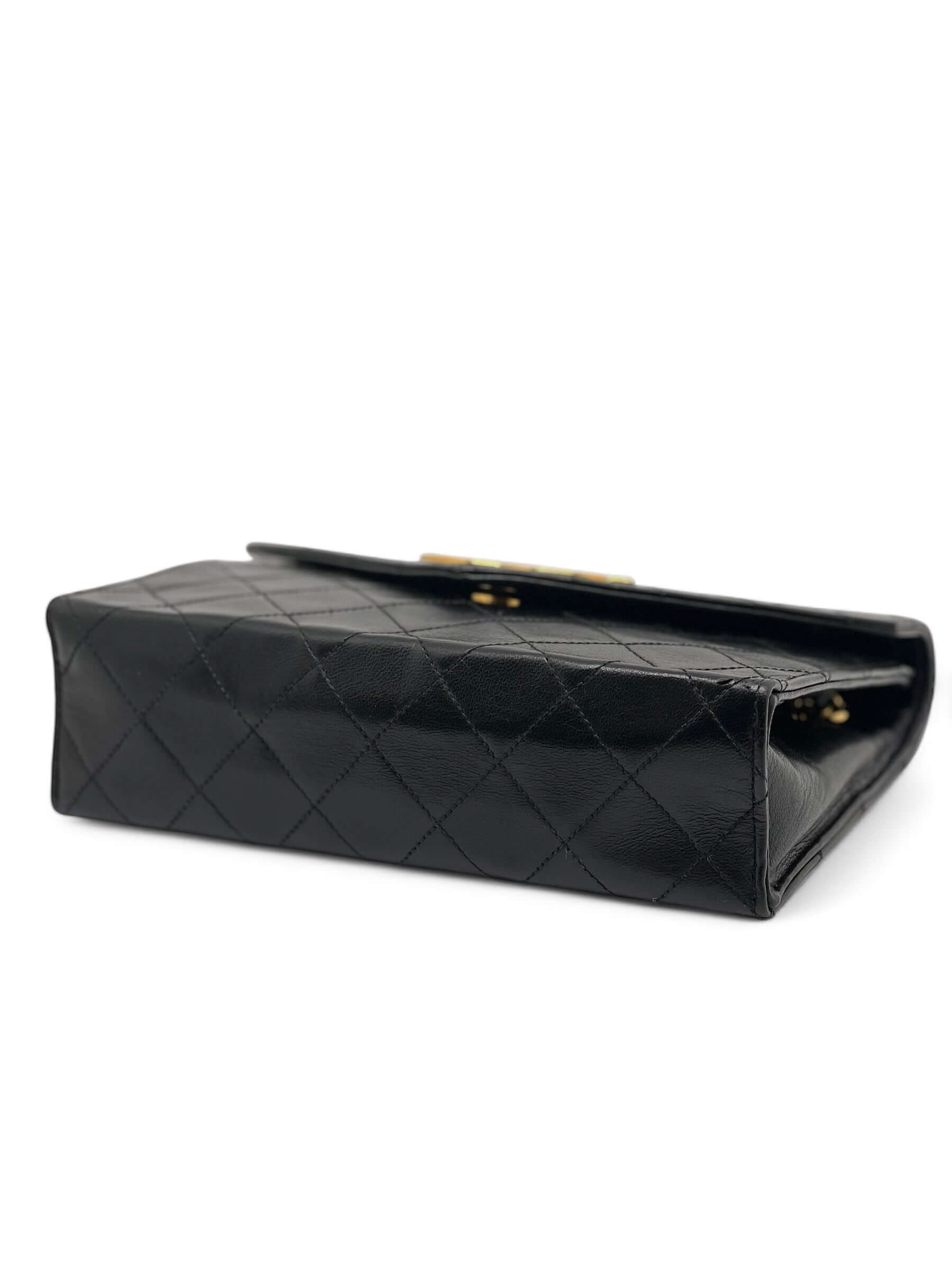 Chanel - Sac à Rabat logo oversize cc cuir