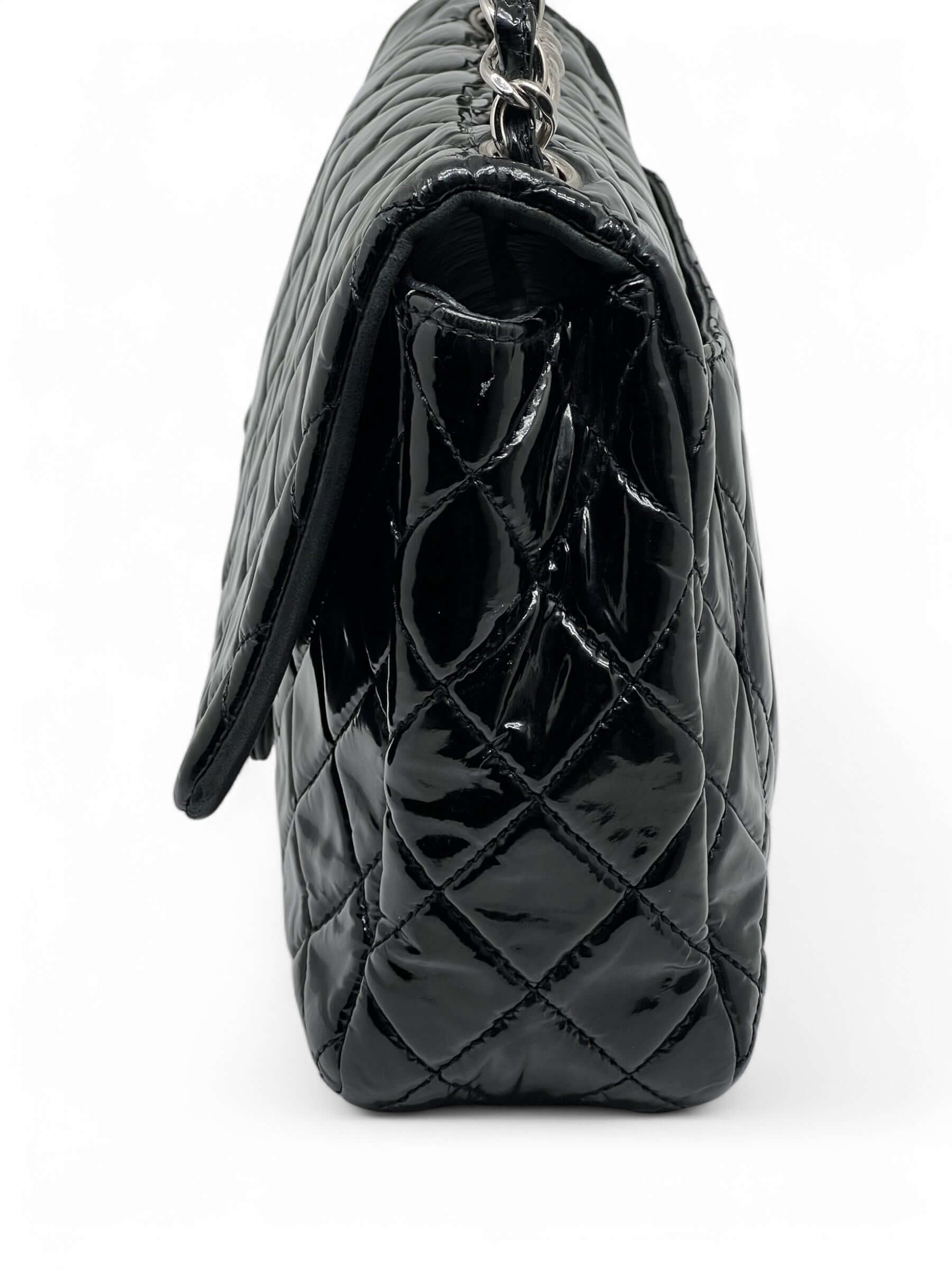 Chanel - Sac Timeless Jumbo Vernis