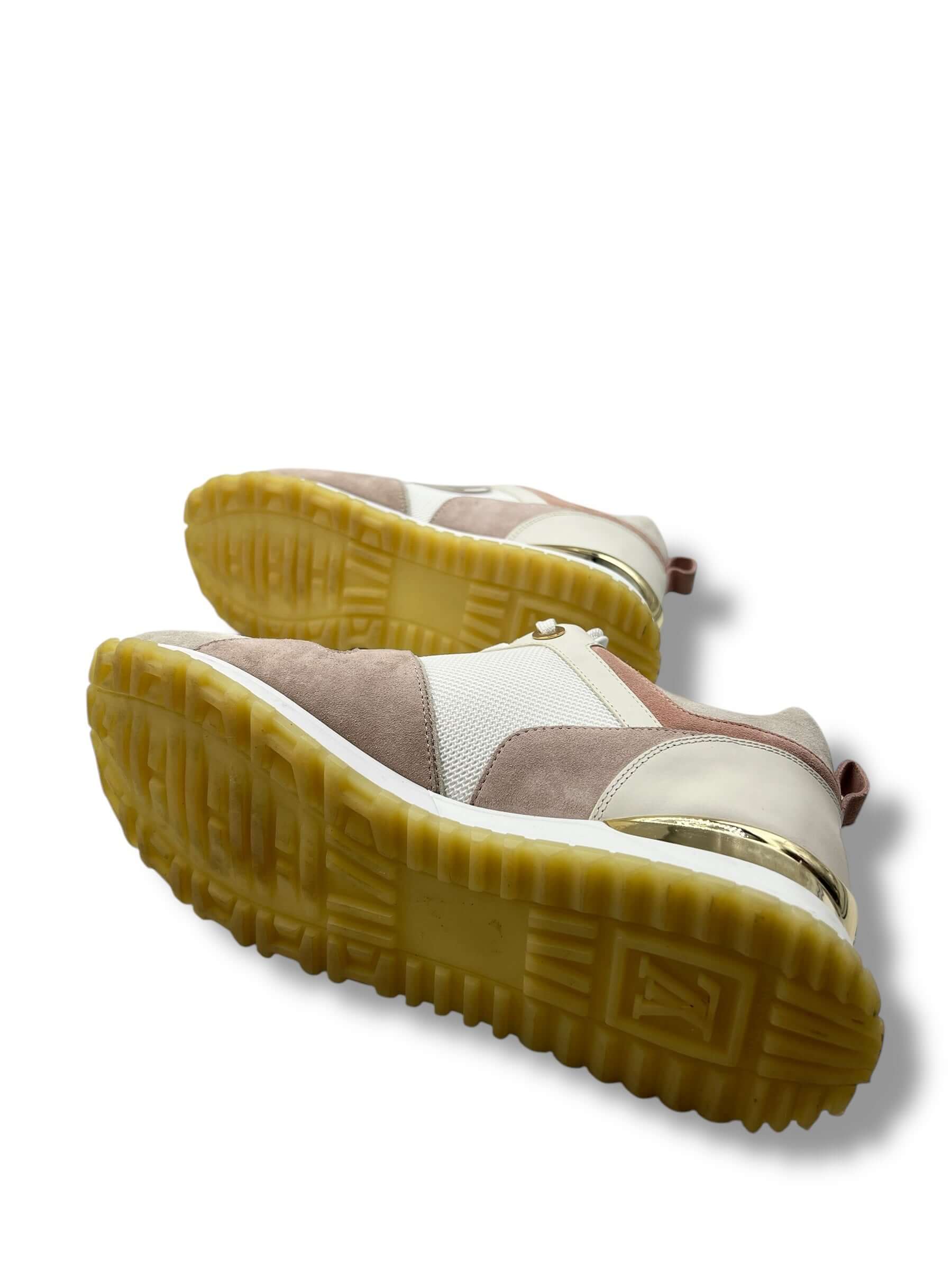 Louis Vuitton - Sneakers Run Away T37,5