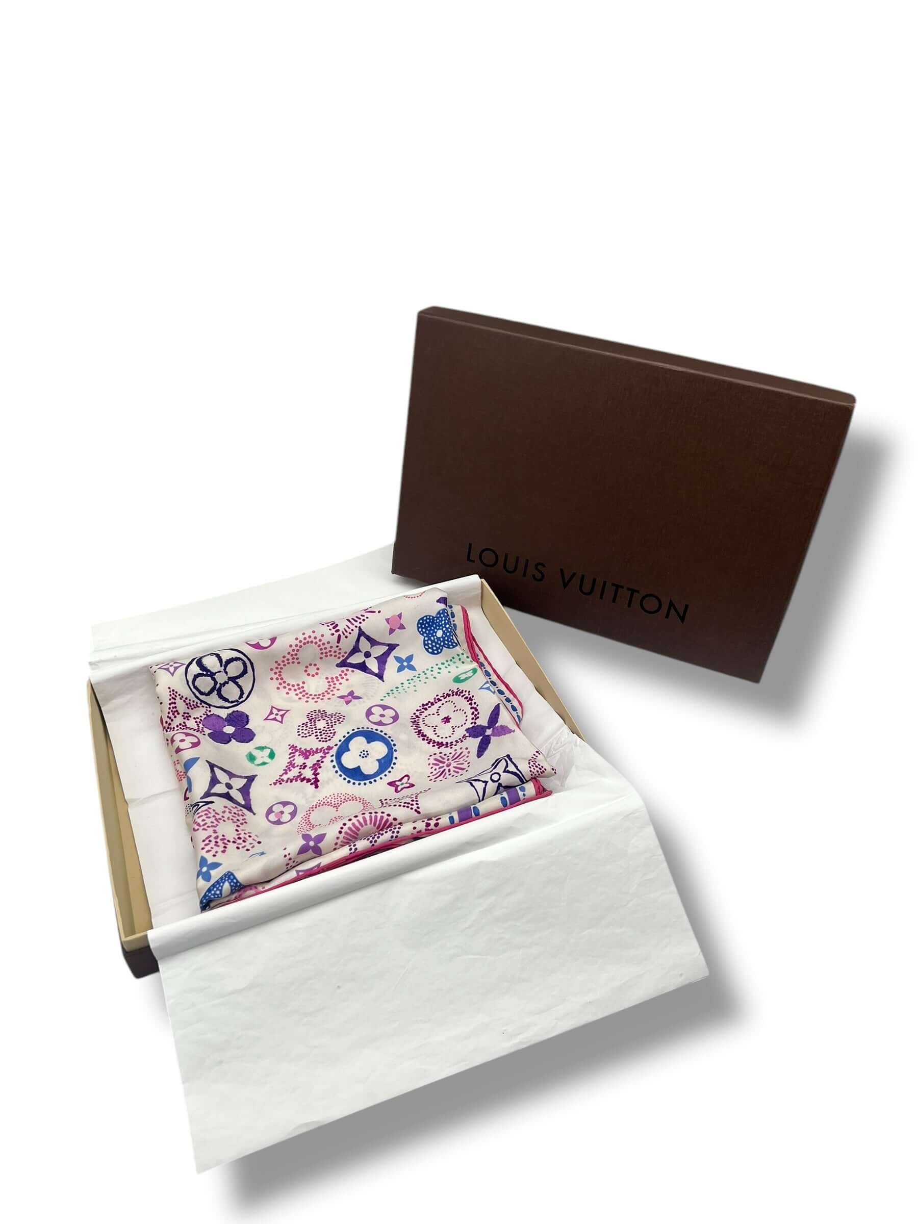 Louis Vuitton - Foulard en soie